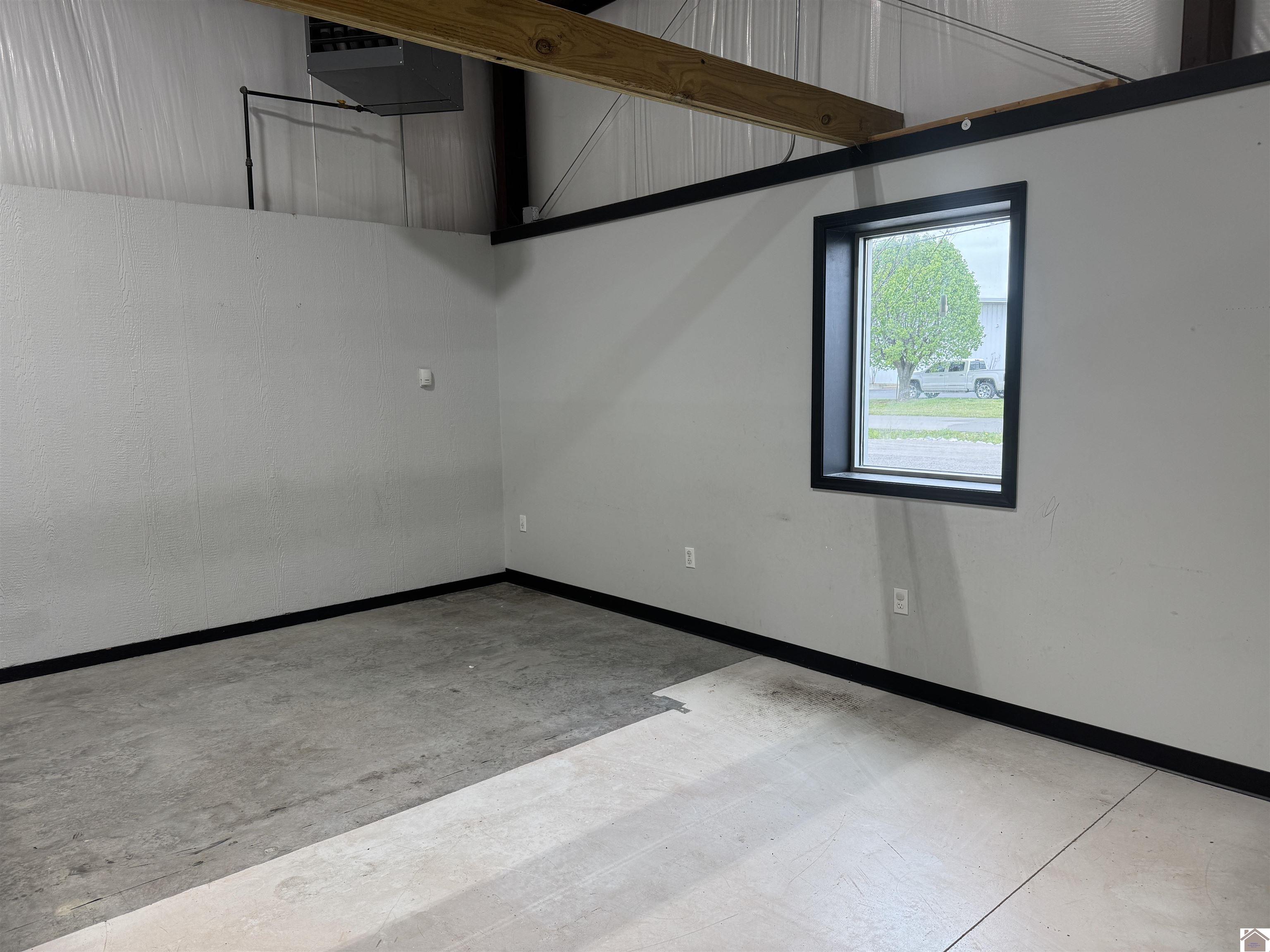 95 Spruce Street, Murray, KY 42071 Listing Photo  10