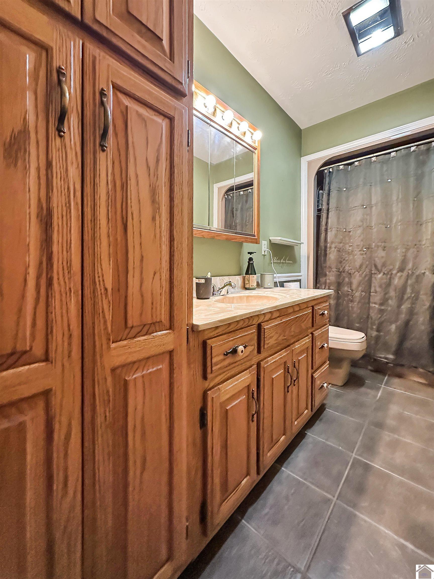 2156 Poor Farm Rd, Murray, KY 42071 Listing Photo  20