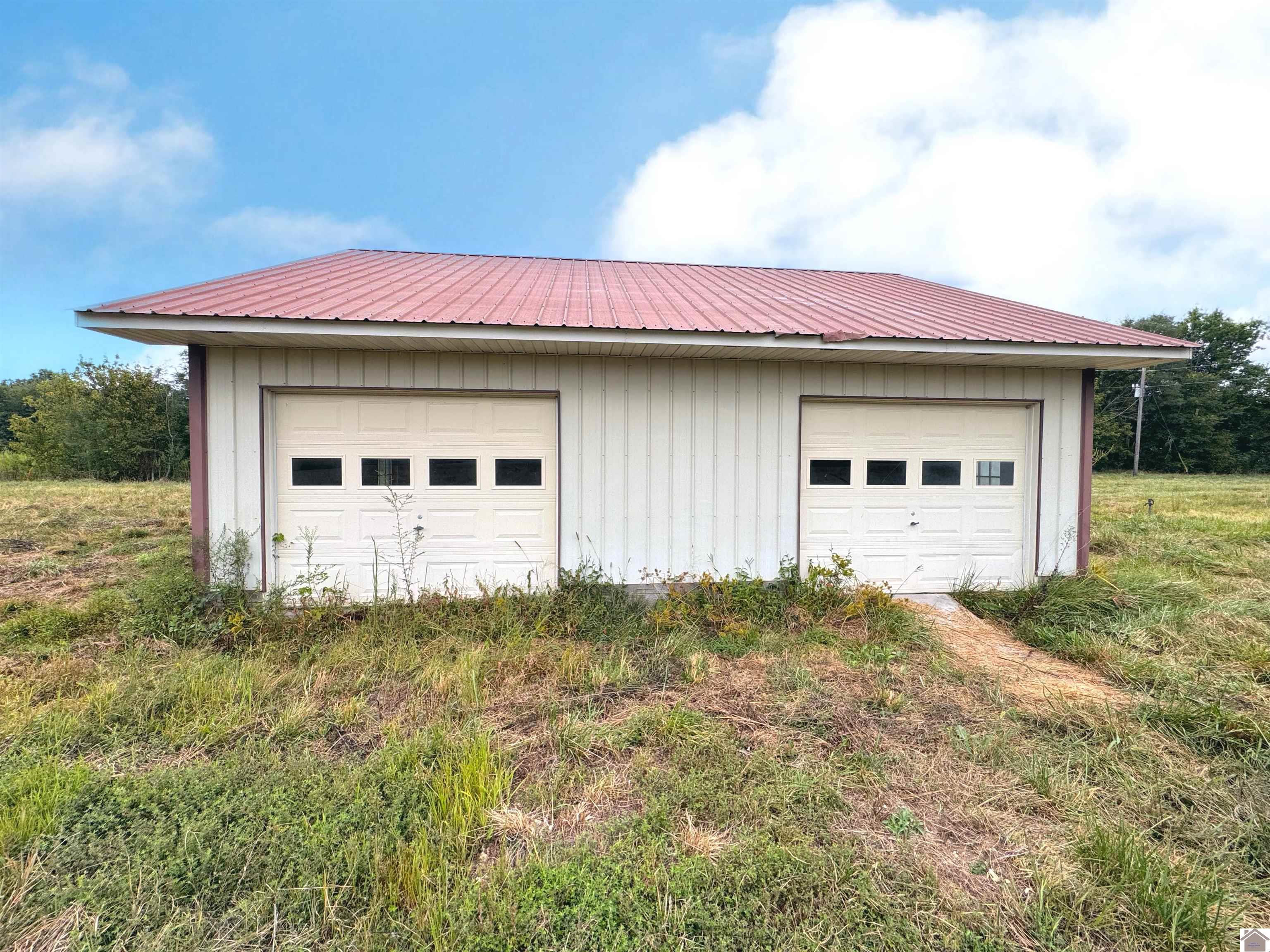 505 5th St, Hazel, KY 42049 Listing Photo  2