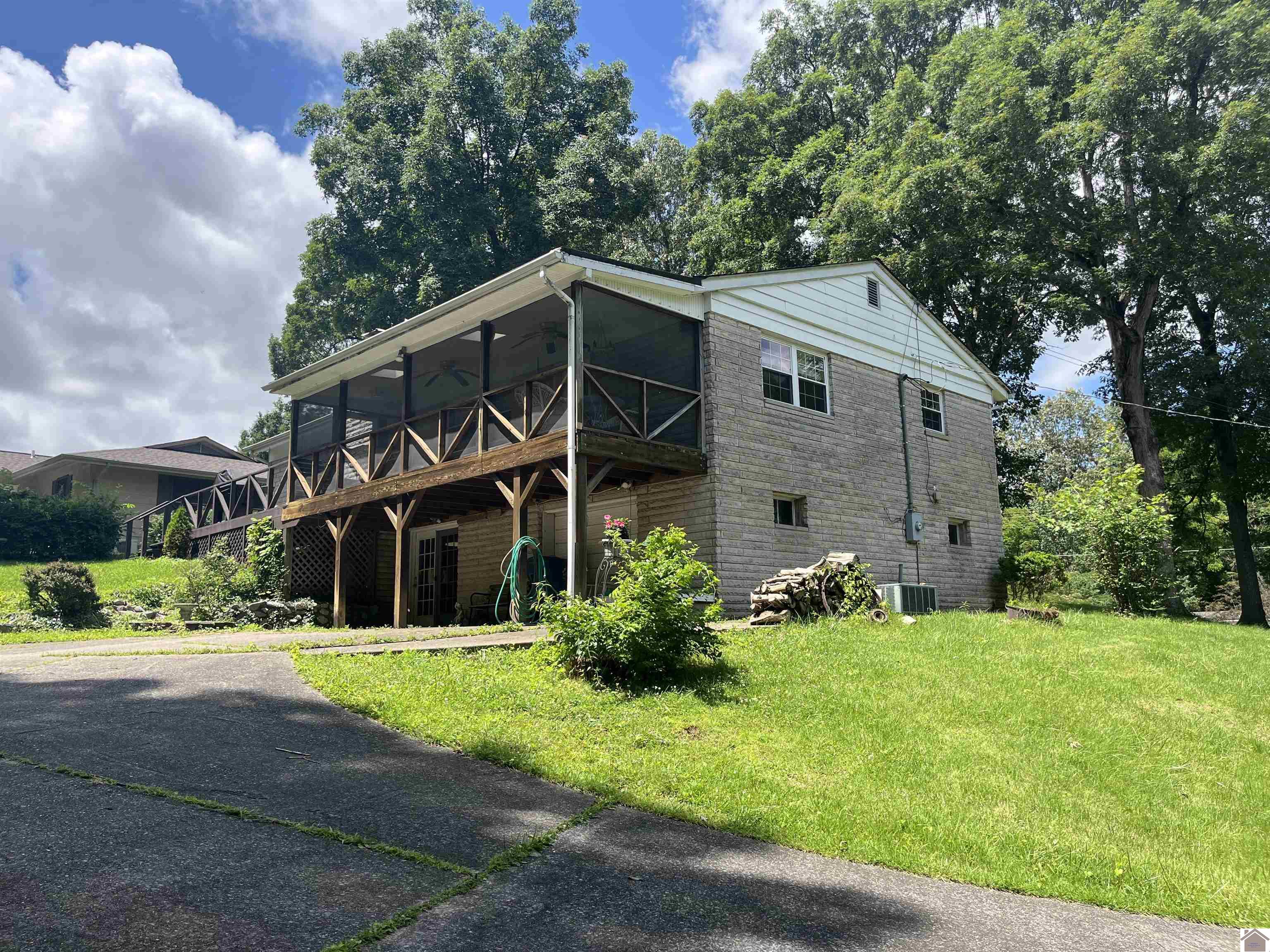 420 Highland Church Rd, Paducah, KY 42003 Listing Photo  9