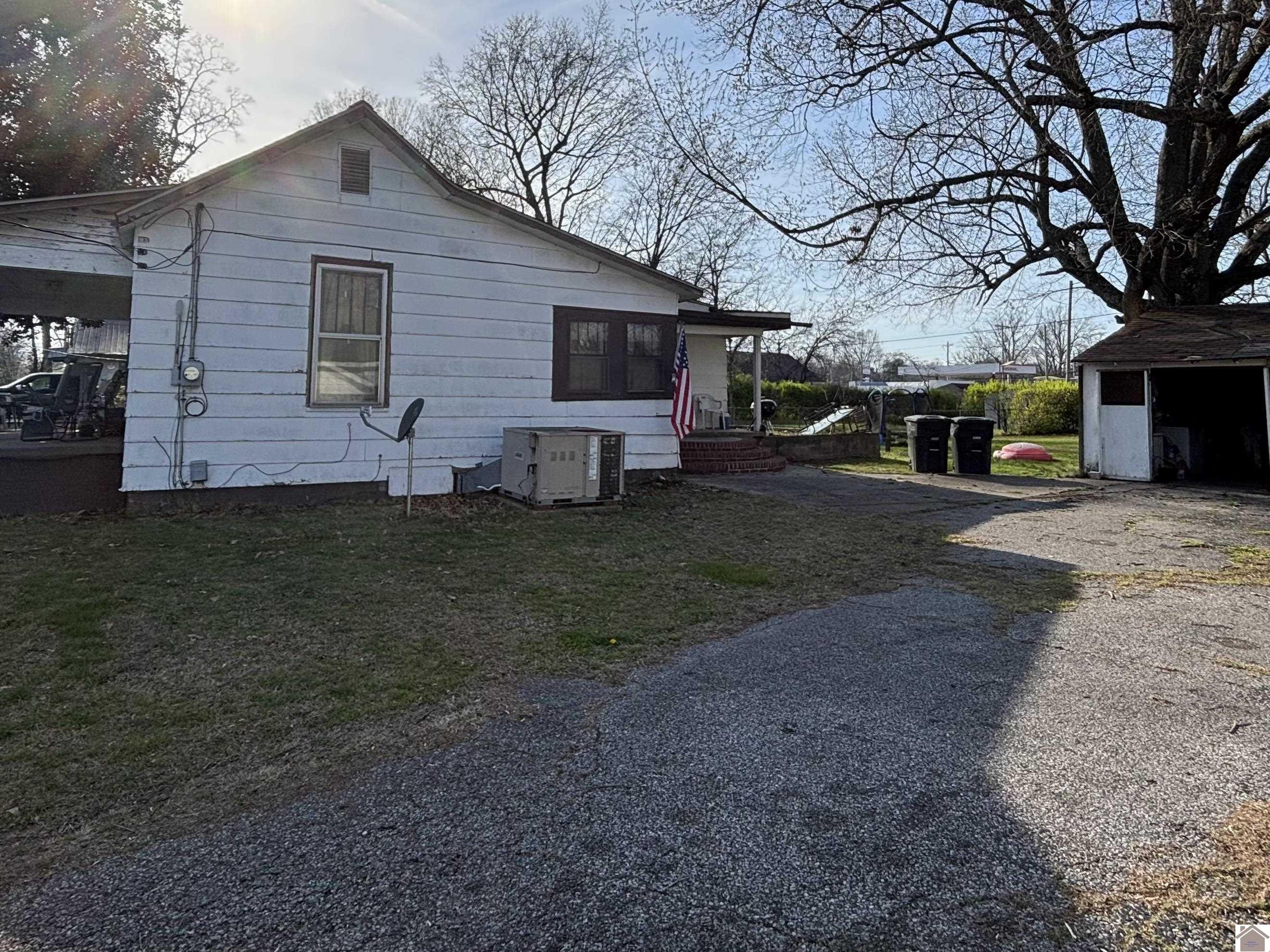 2607 Ohio, Paducah, KY 42003 Listing Photo  2