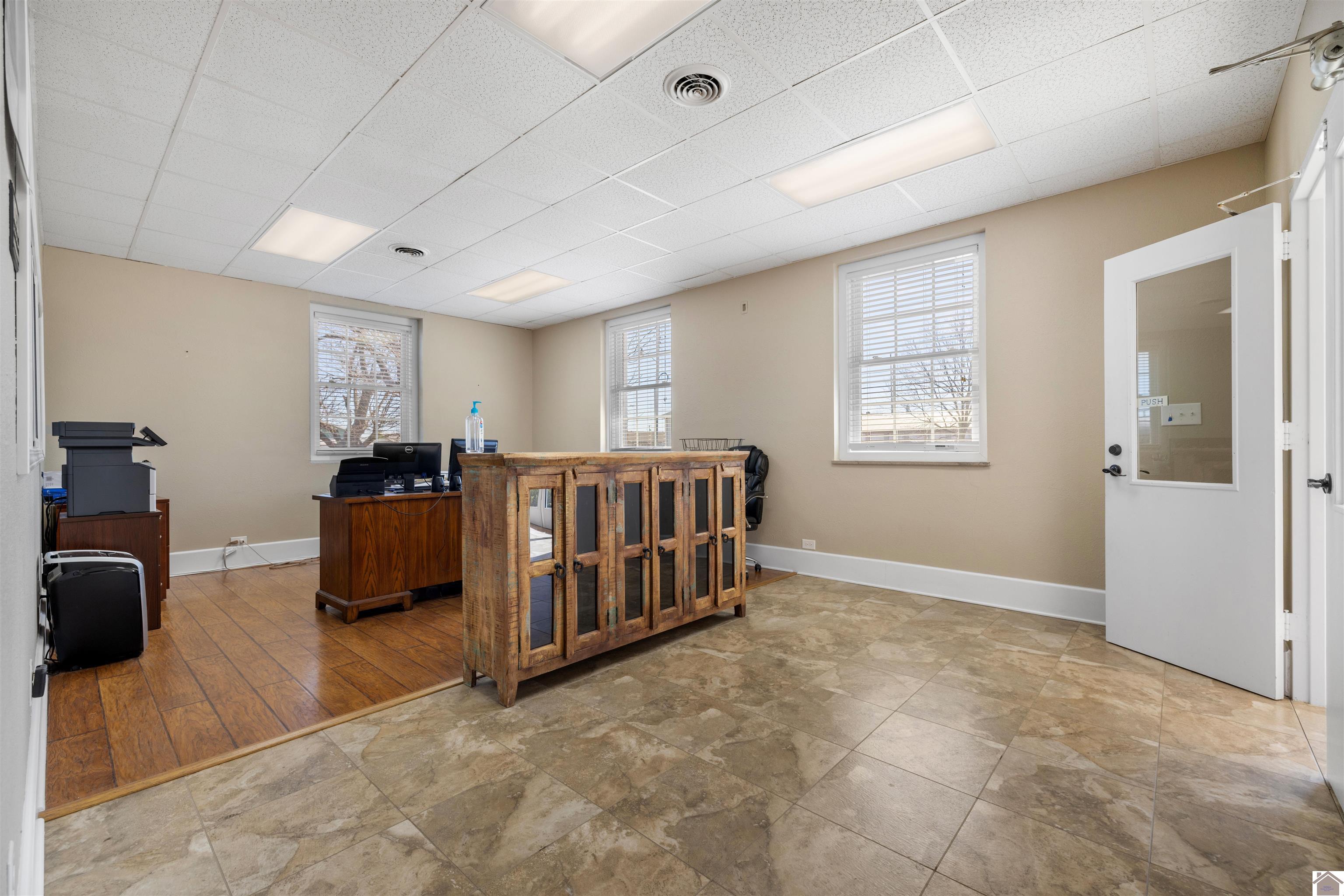 206 Maple Street, Murray, KY 42071 Listing Photo  7