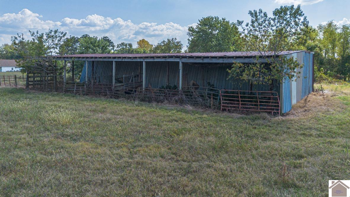 7150 Benton Road, Paducah, KY 42003 Listing Photo  17