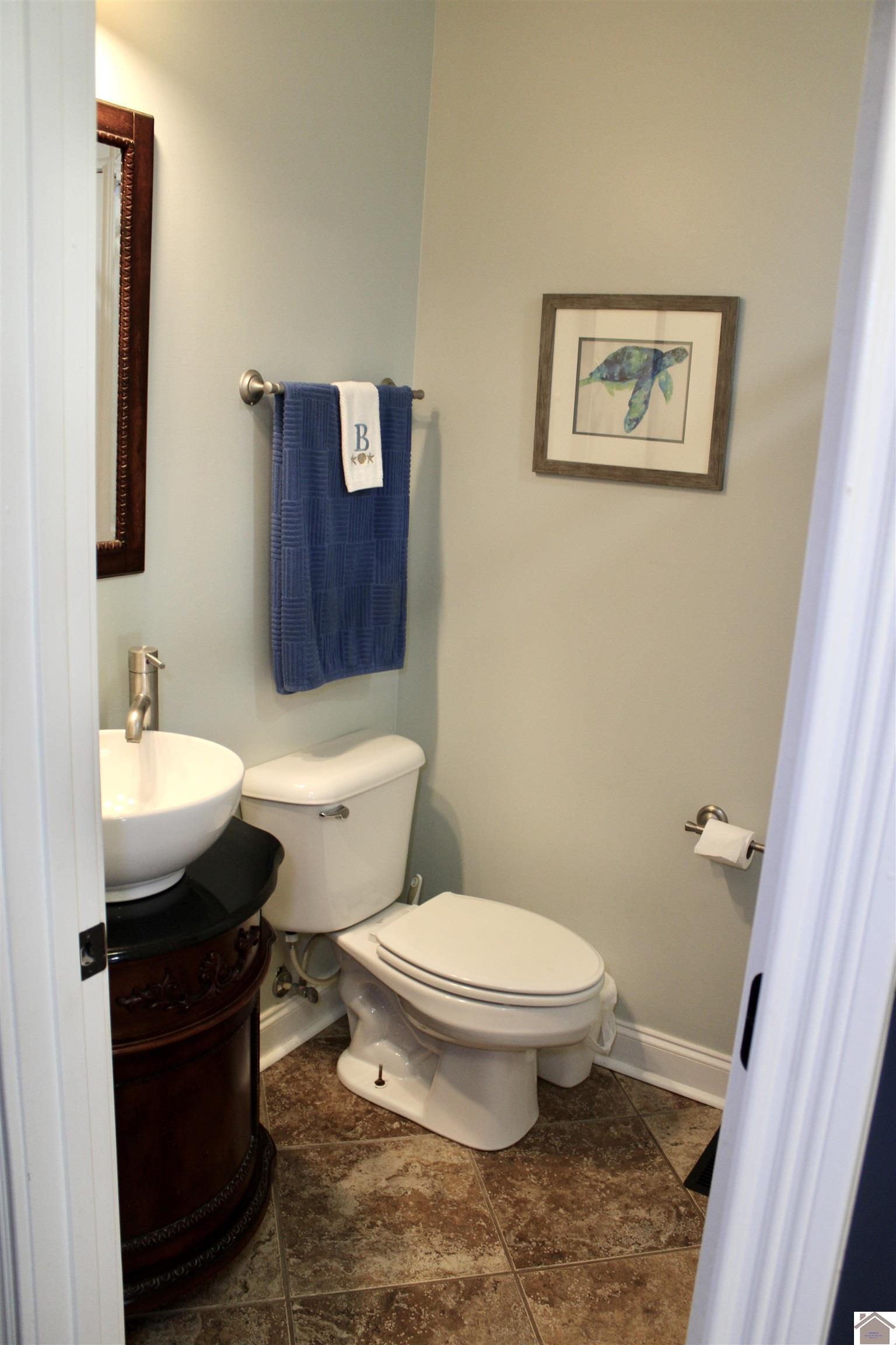 7020 Dana Drive, West Paducah, KY 42086 Listing Photo  21