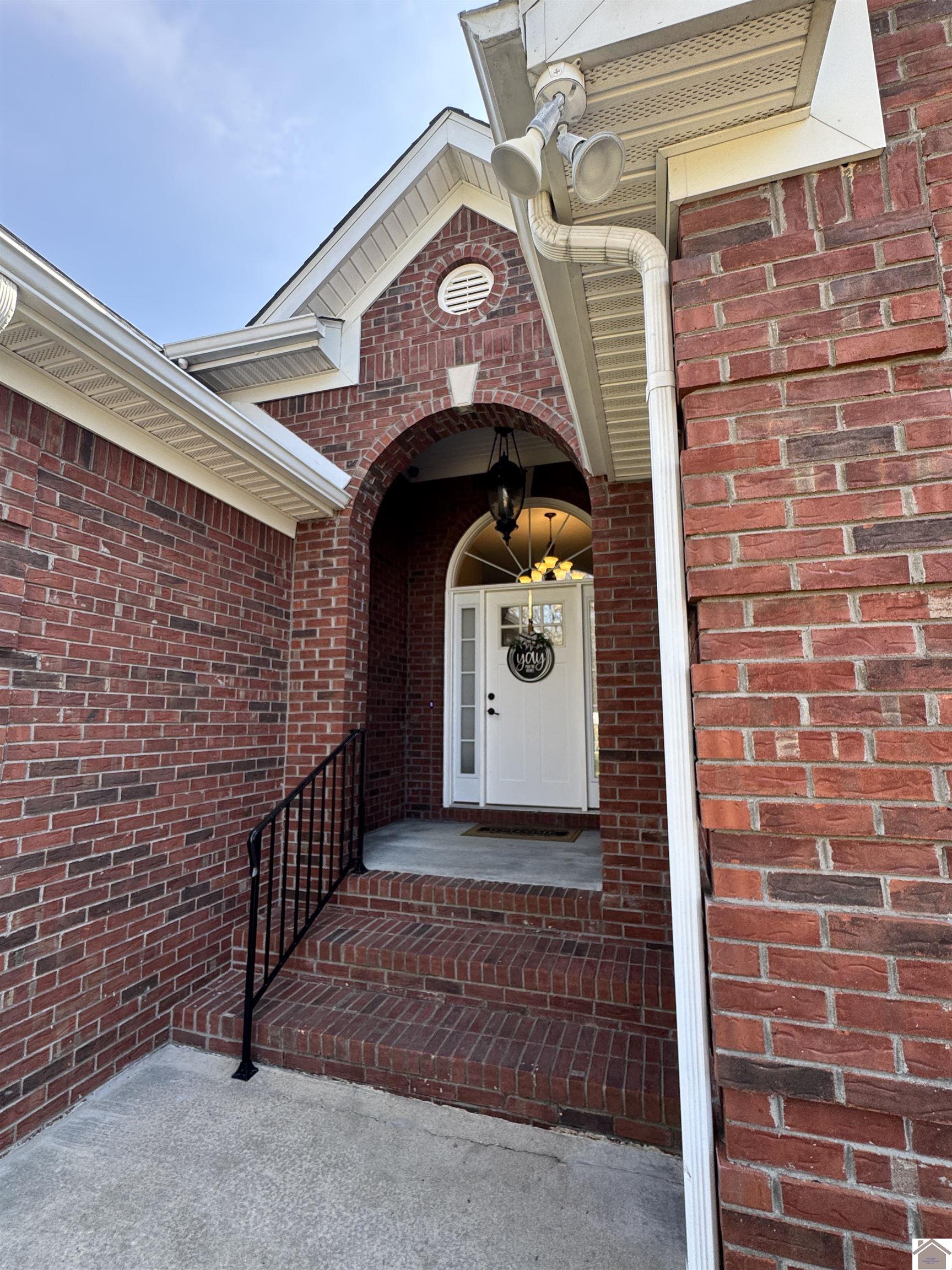 7020 Dana Drive, West Paducah, KY 42086 Listing Photo  4