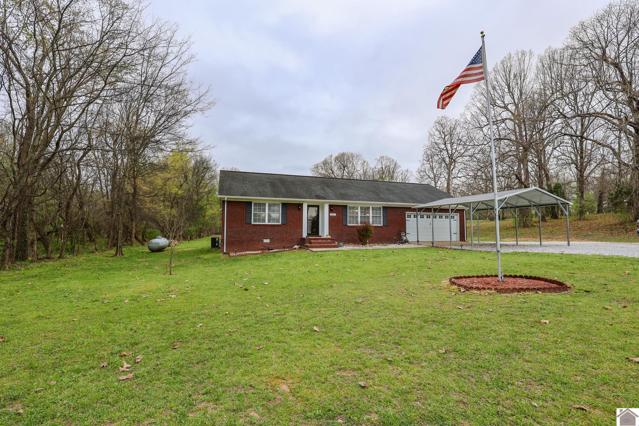 481 W Vaughn Rd, Mayfield, KY 42066 Listing Photo  2