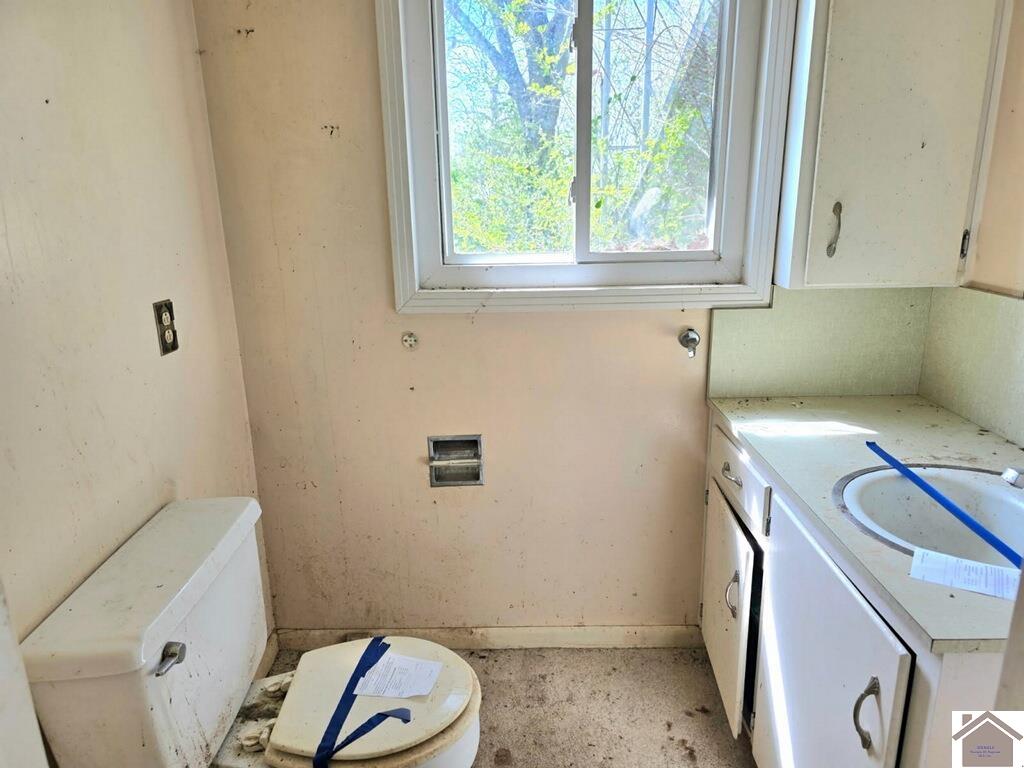 300 4th Street, Hazel, KY 42049 Listing Photo  15