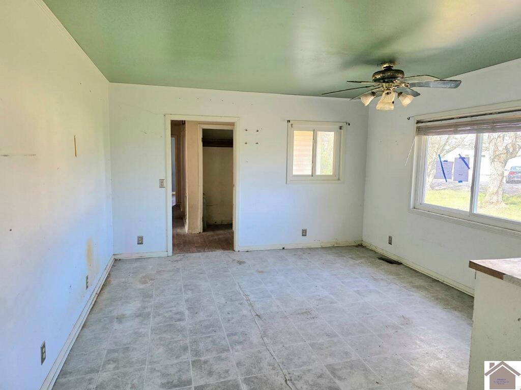 300 4th Street, Hazel, KY 42049 Listing Photo  6