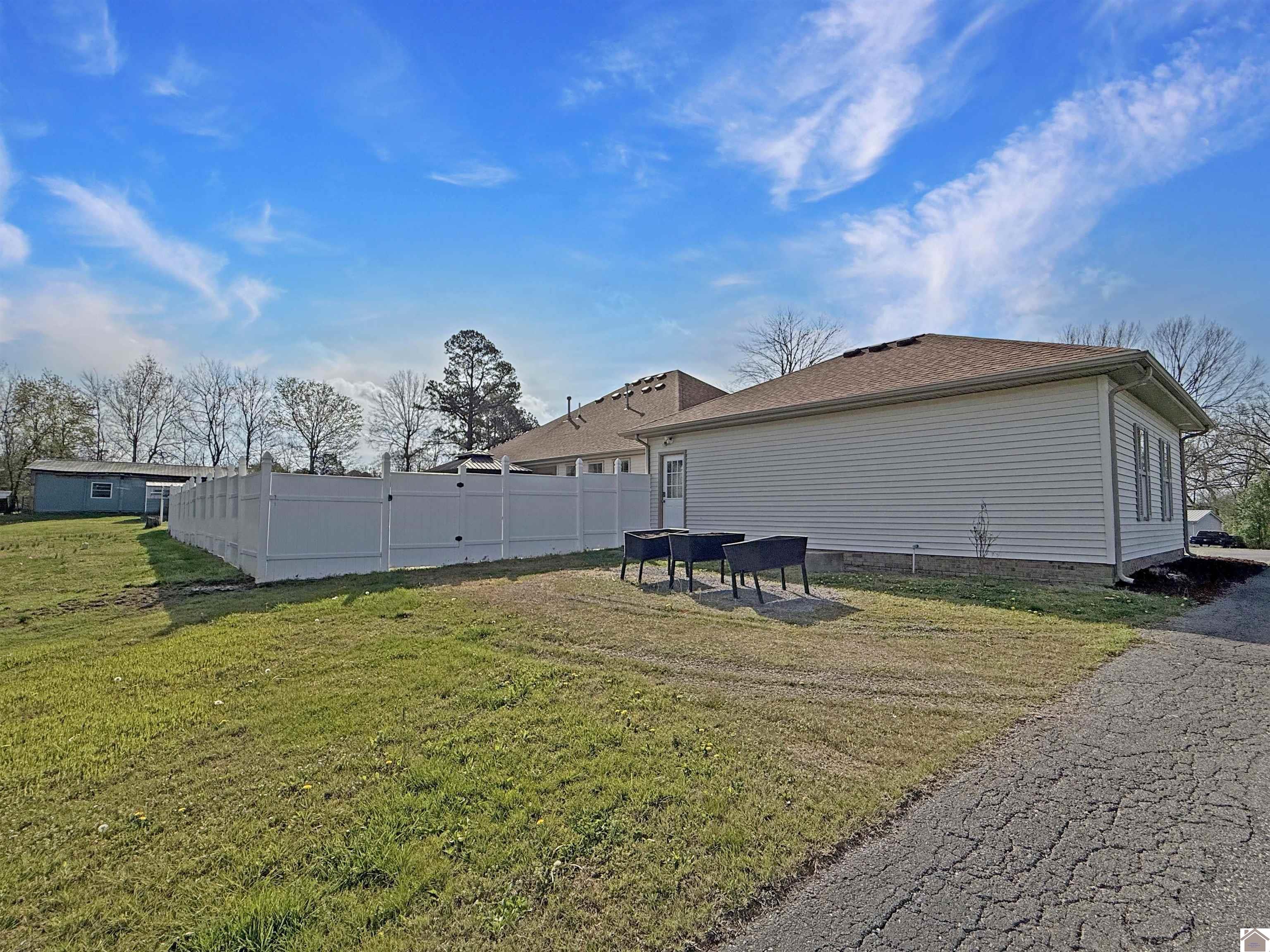 150 Wrather Rd, Murray, KY 42071 Listing Photo  33