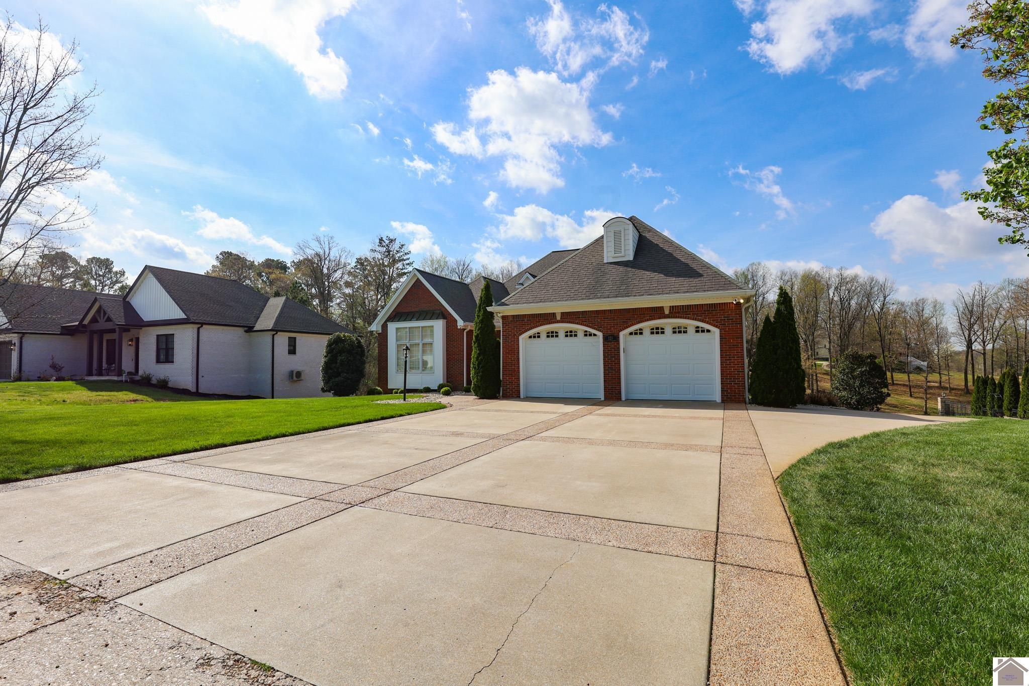 225 Forest Ridge Cv, Paducah, KY 42003 Listing Photo  3