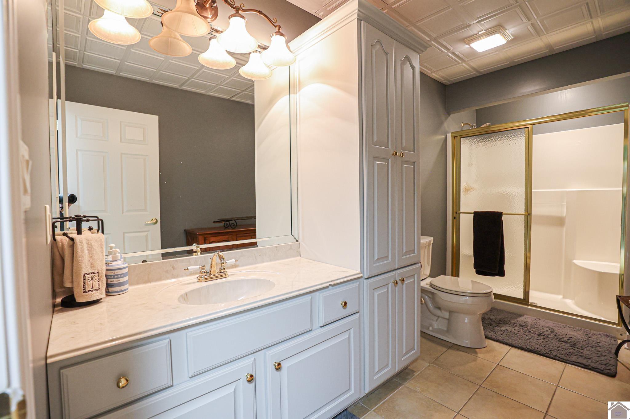 225 Forest Ridge Cv, Paducah, KY 42003 Listing Photo  36