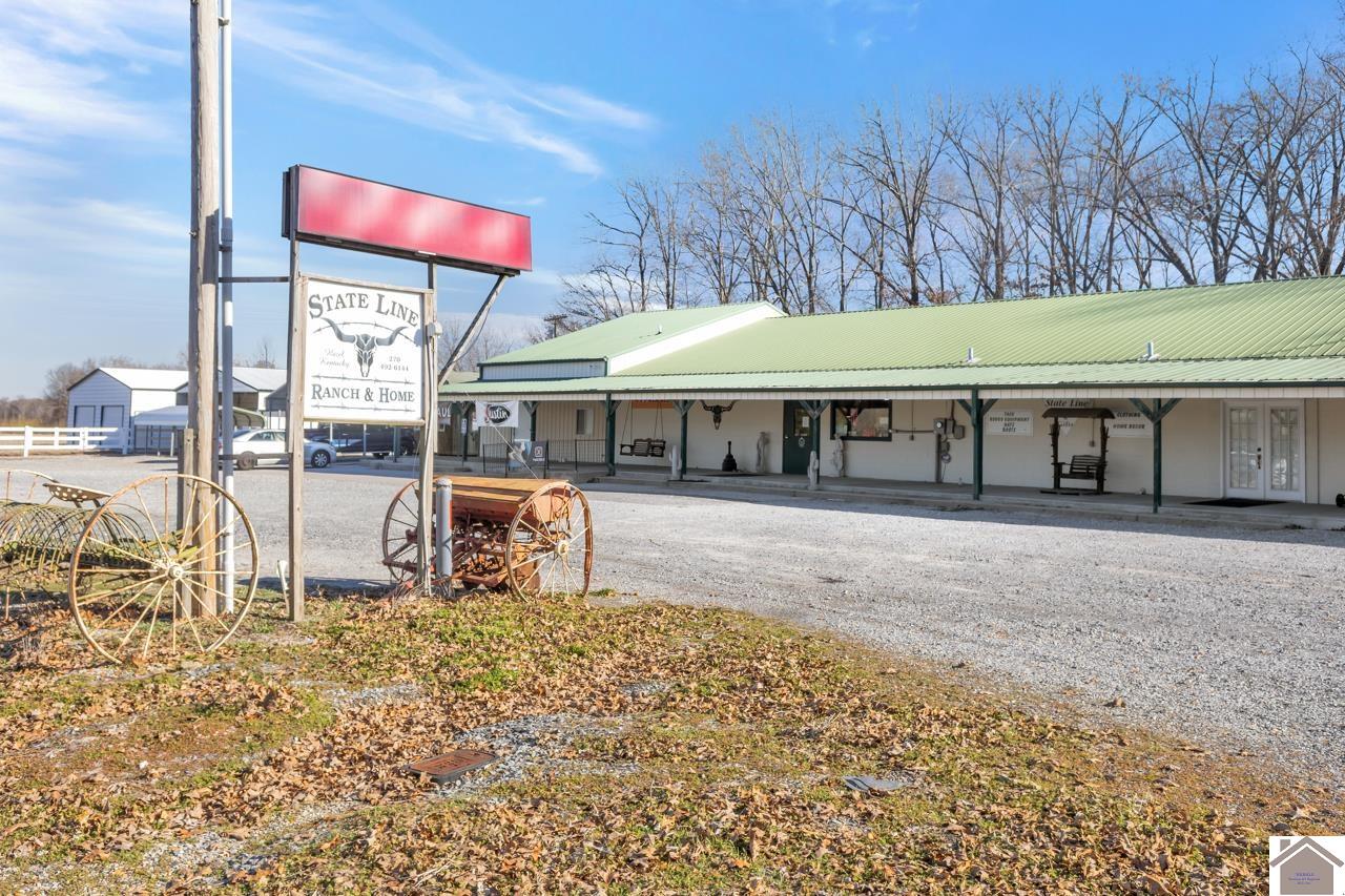 705 Main, Hazel, KY 42049 Listing Photo  1