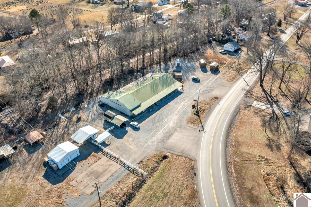 705 Main, Hazel, KY 42049 Listing Photo  5