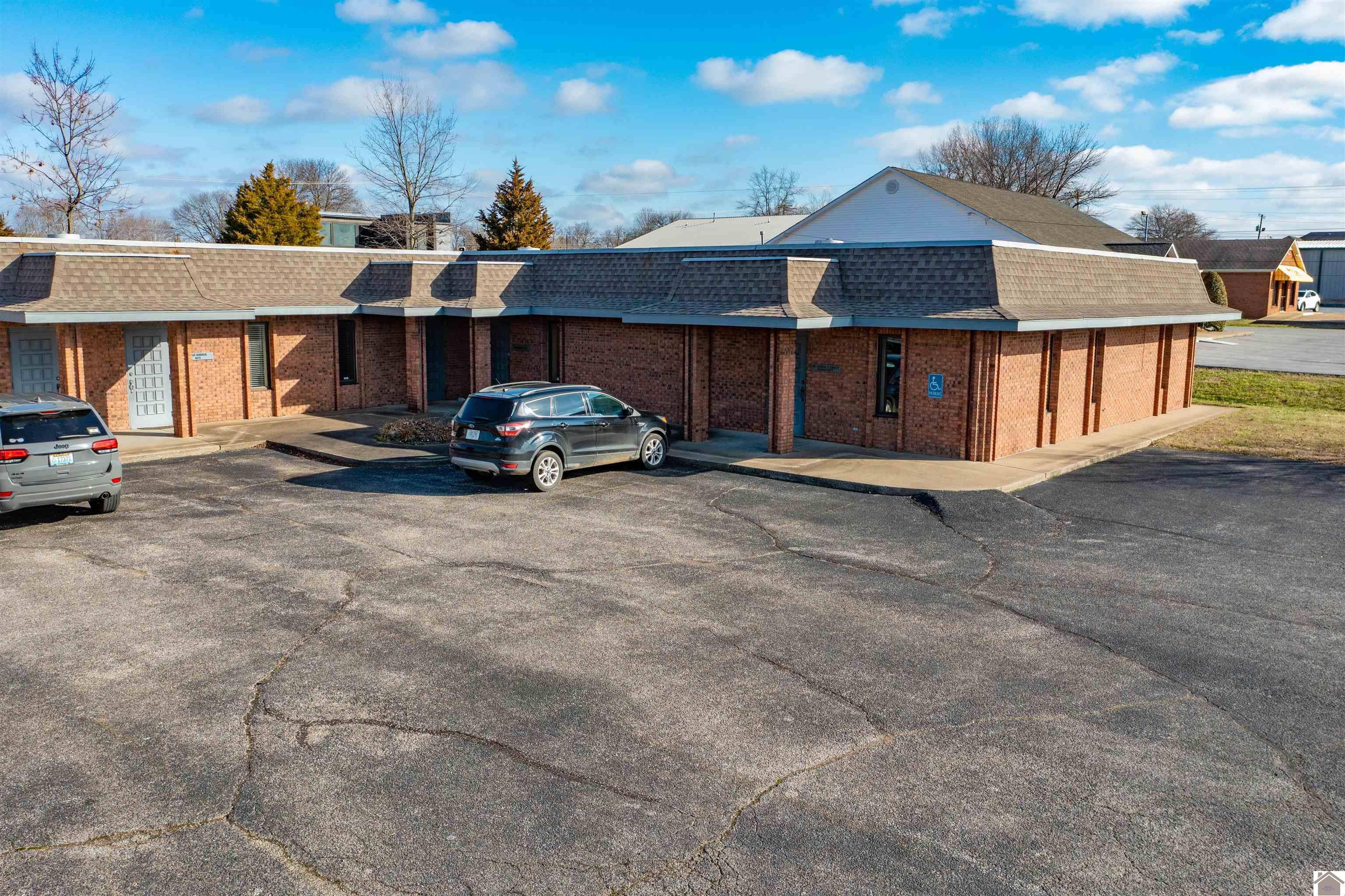 1210 Johnson Blvd, Murray, KY 42071 Listing Photo  1