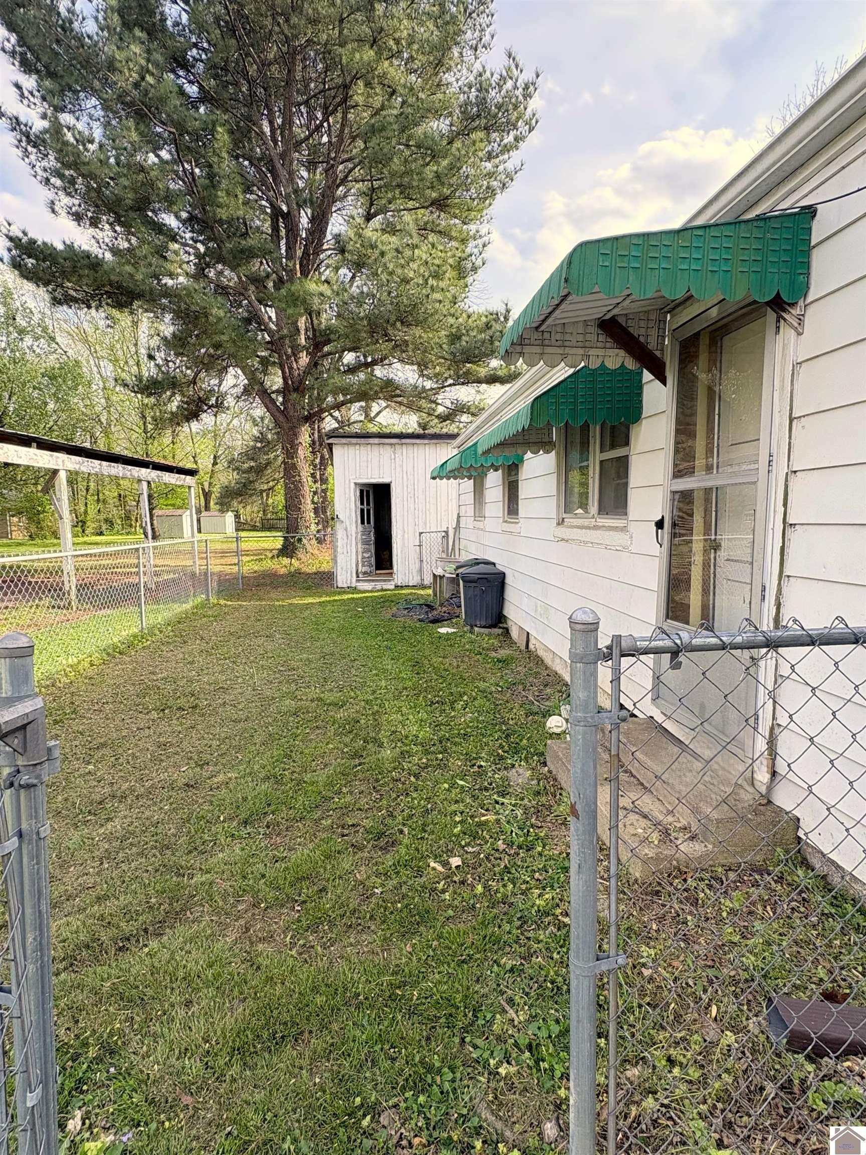 601 Broad St., Murray, KY 42071 Listing Photo  3