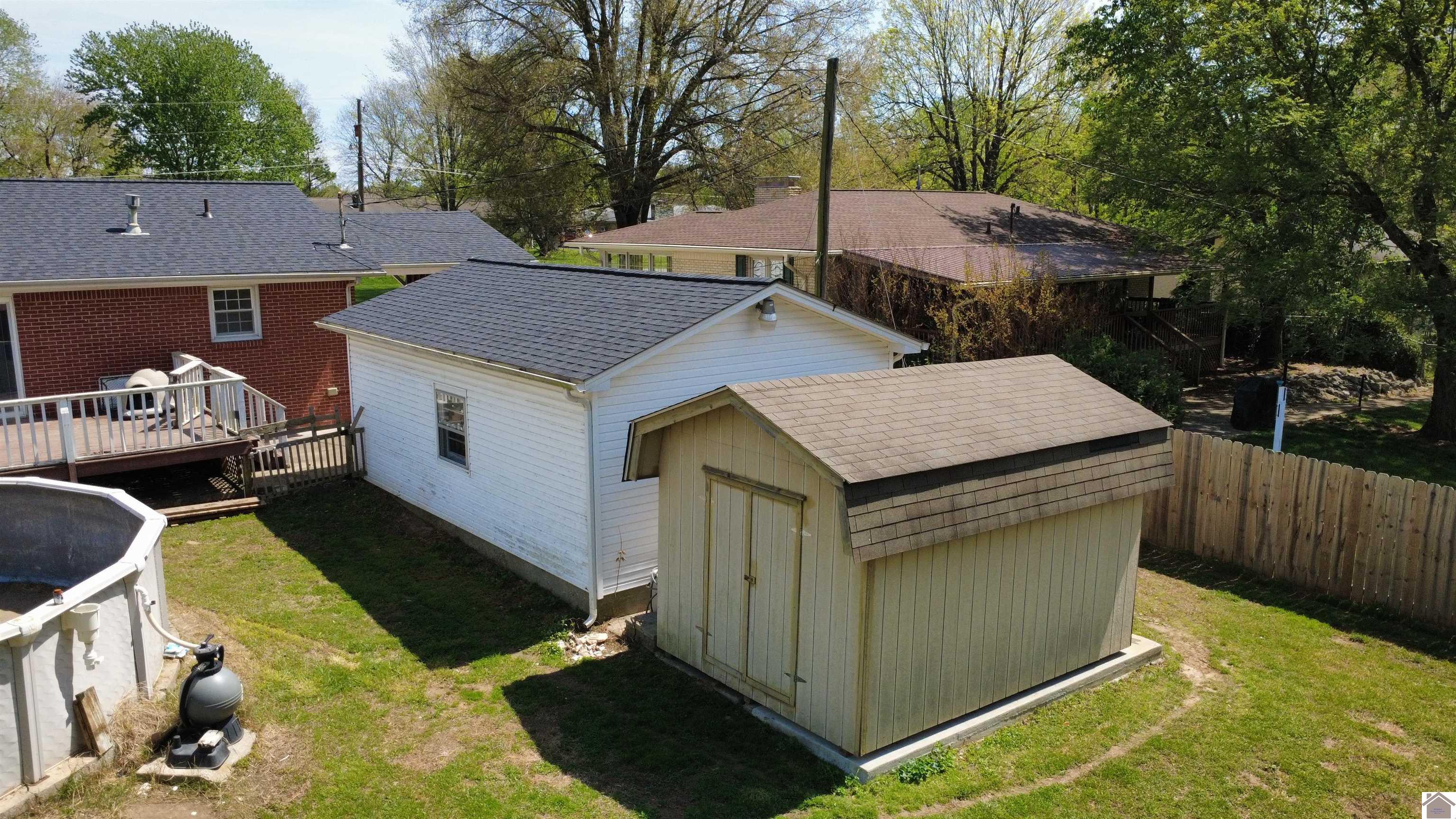 233 Edwards Dr, Paducah, KY 42003 Listing Photo  36