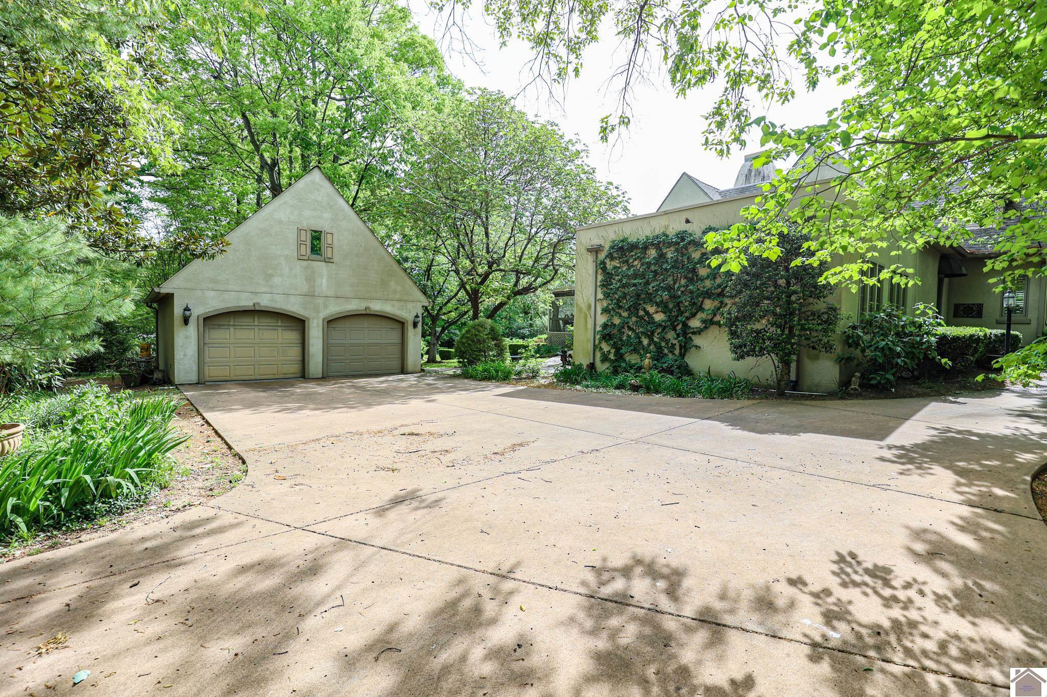 116 Country Club Ln, Paducah, KY 42001 Listing Photo  40