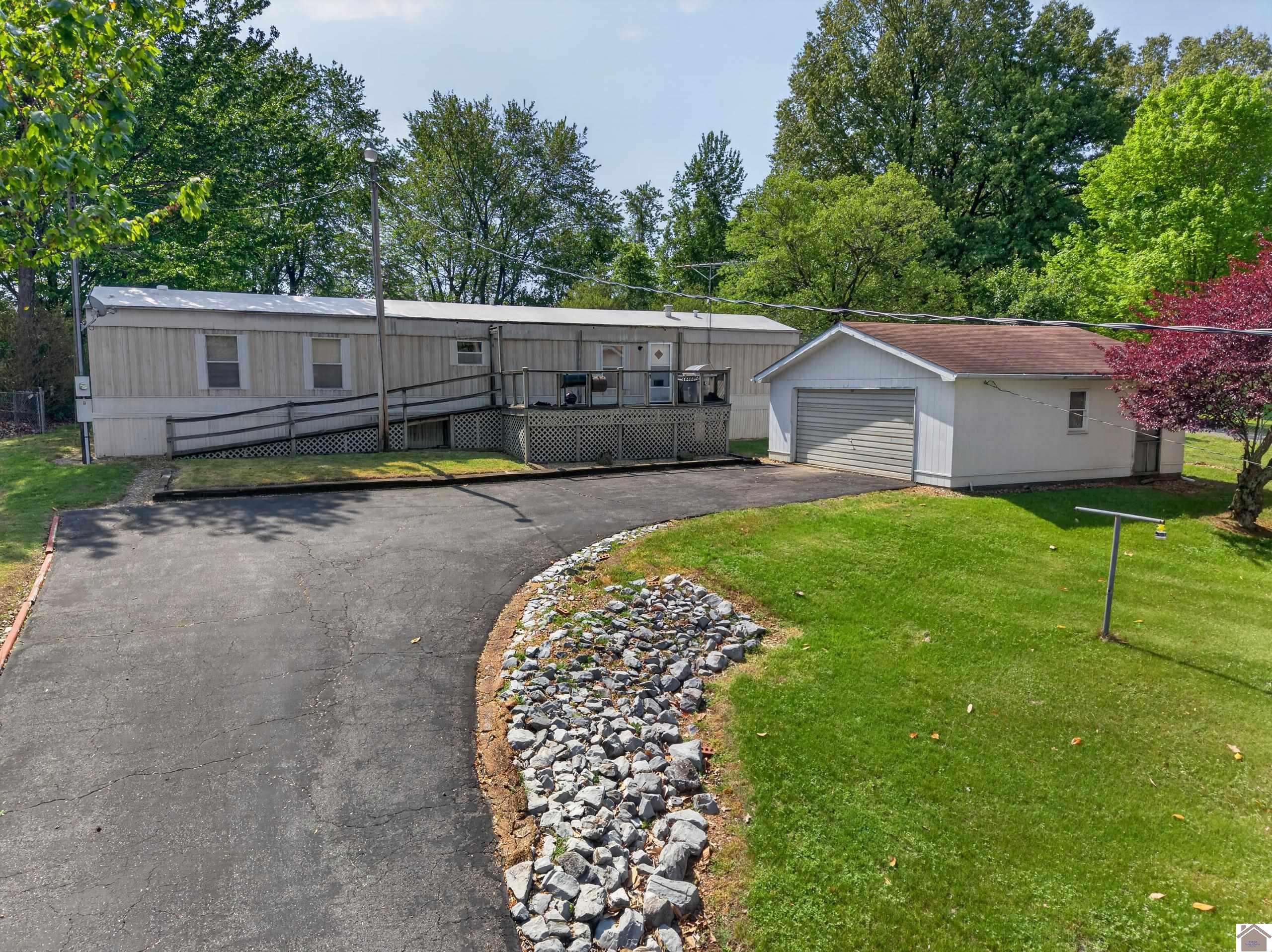 4080 Lovelaceville Road, Paducah, KY 42001 Listing Photo  19