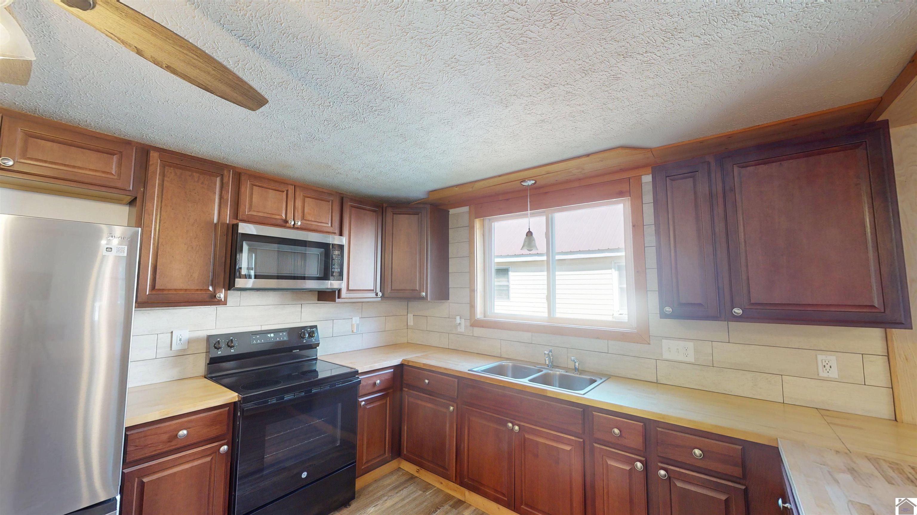 1113 Markham, Paducah, KY 42002 Listing Photo  16