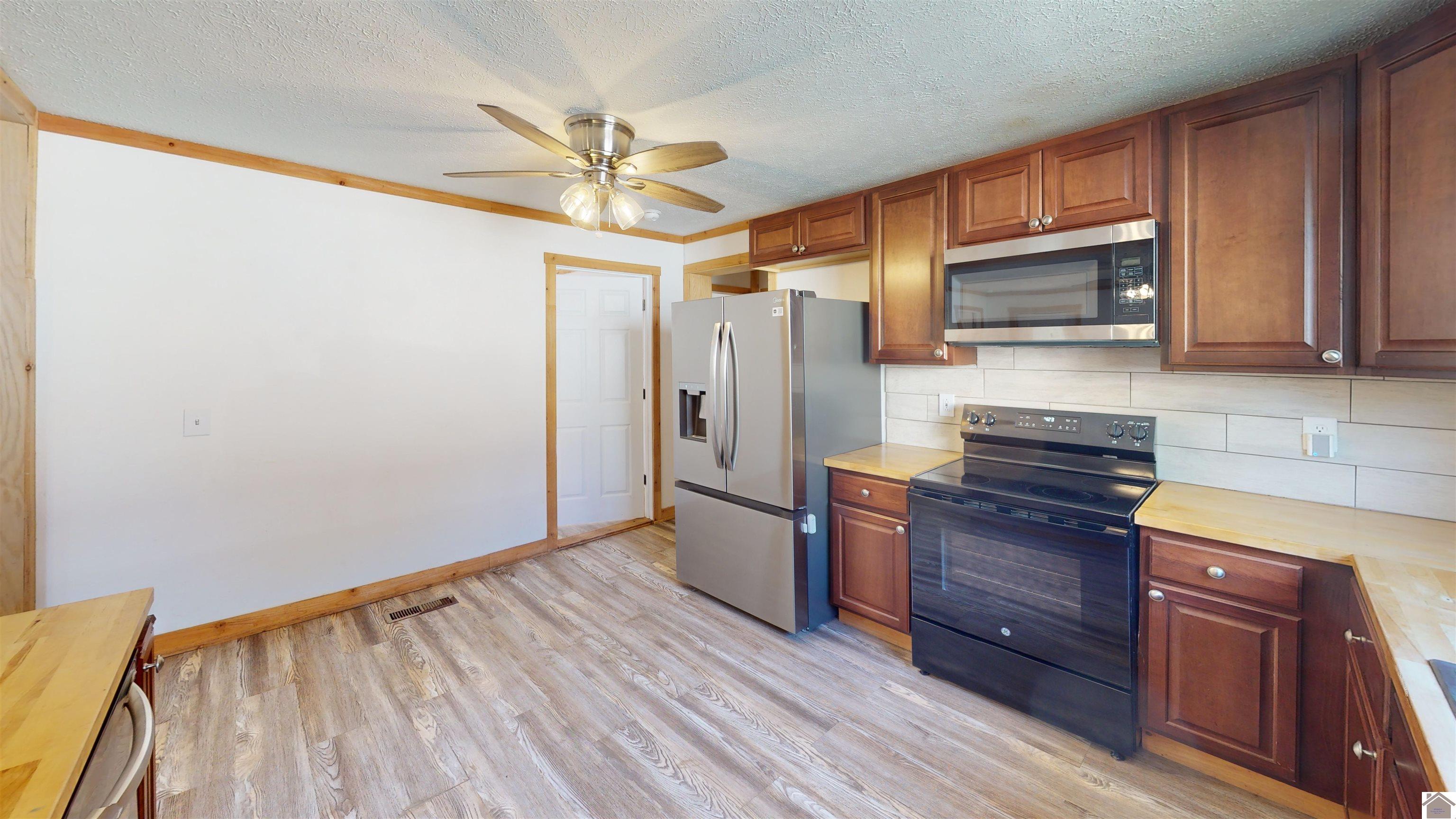 1113 Markham, Paducah, KY 42002 Listing Photo  17