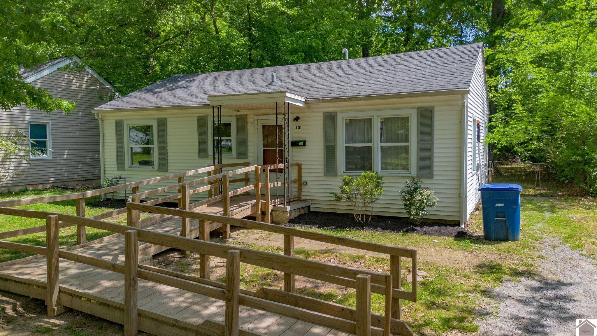906 N 26th Street, Paducah, KY 42001 Listing Photo  1