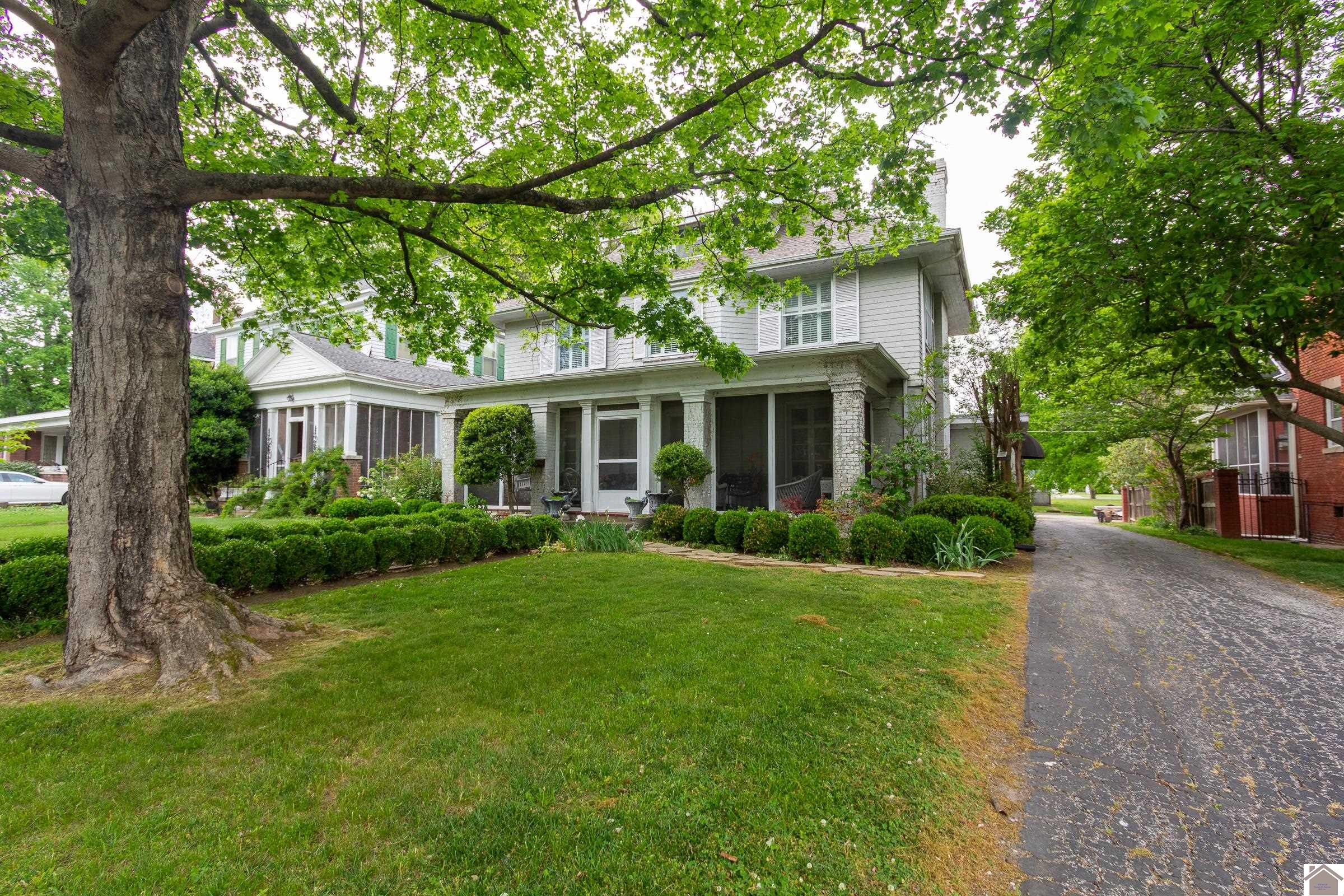 2001 Jefferson St., Paducah, KY 42001 Listing Photo  1