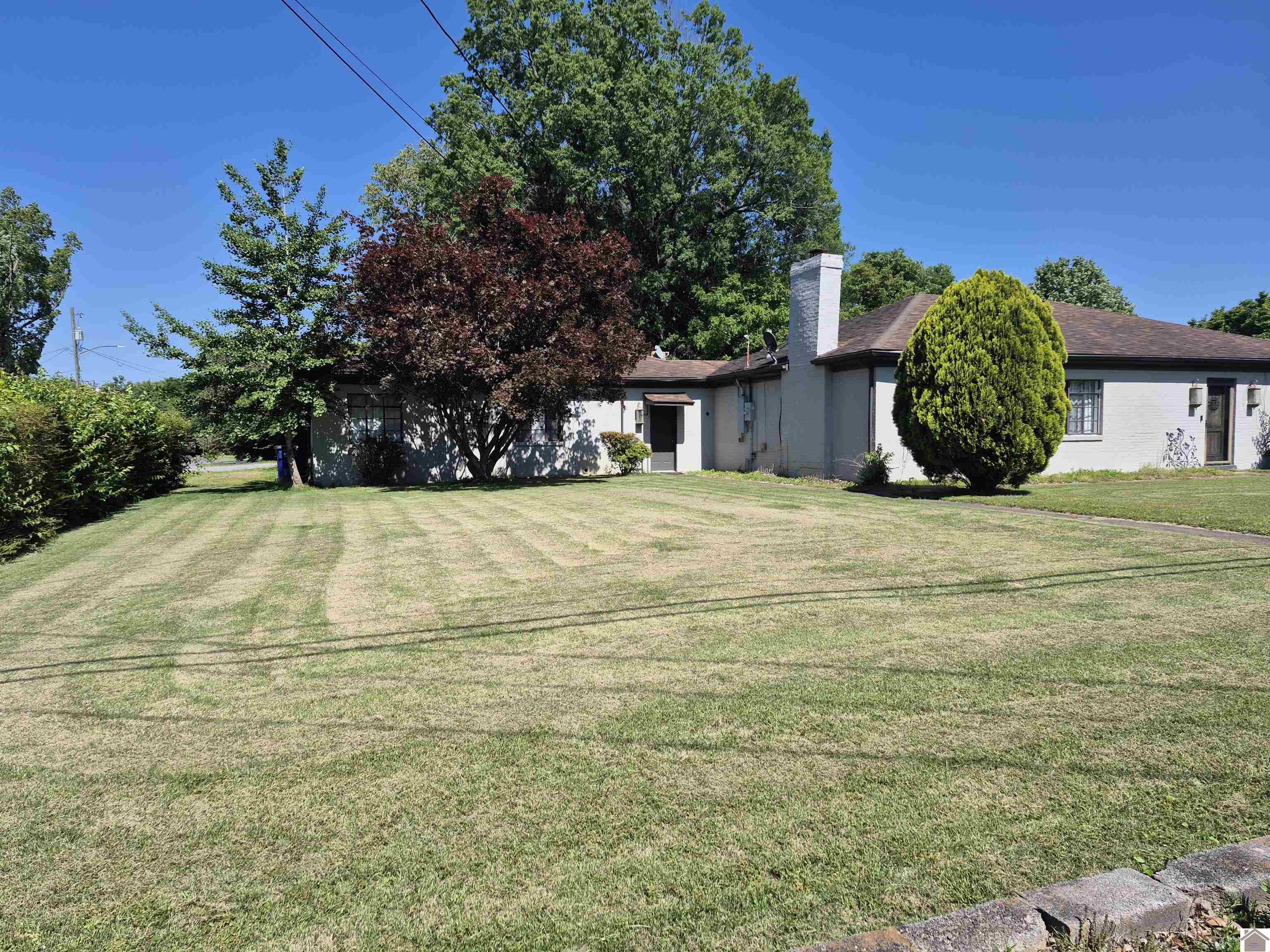 300 Cardinal Ln, Paducah, KY 42001 Listing Photo  3