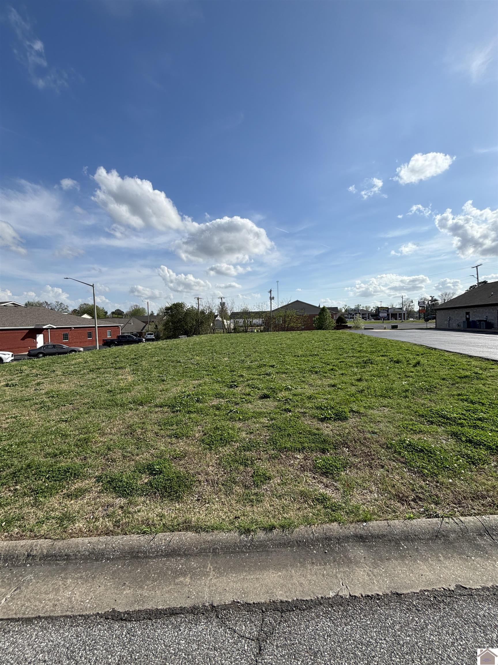115 Brett Chase Unit: Lot 12B