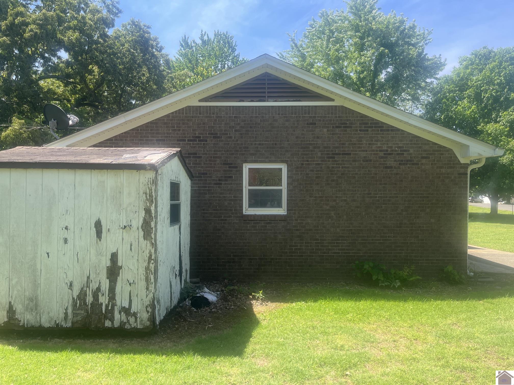 155 Shelby Dr, Wingo, KY 42088-9019 Listing Photo  4