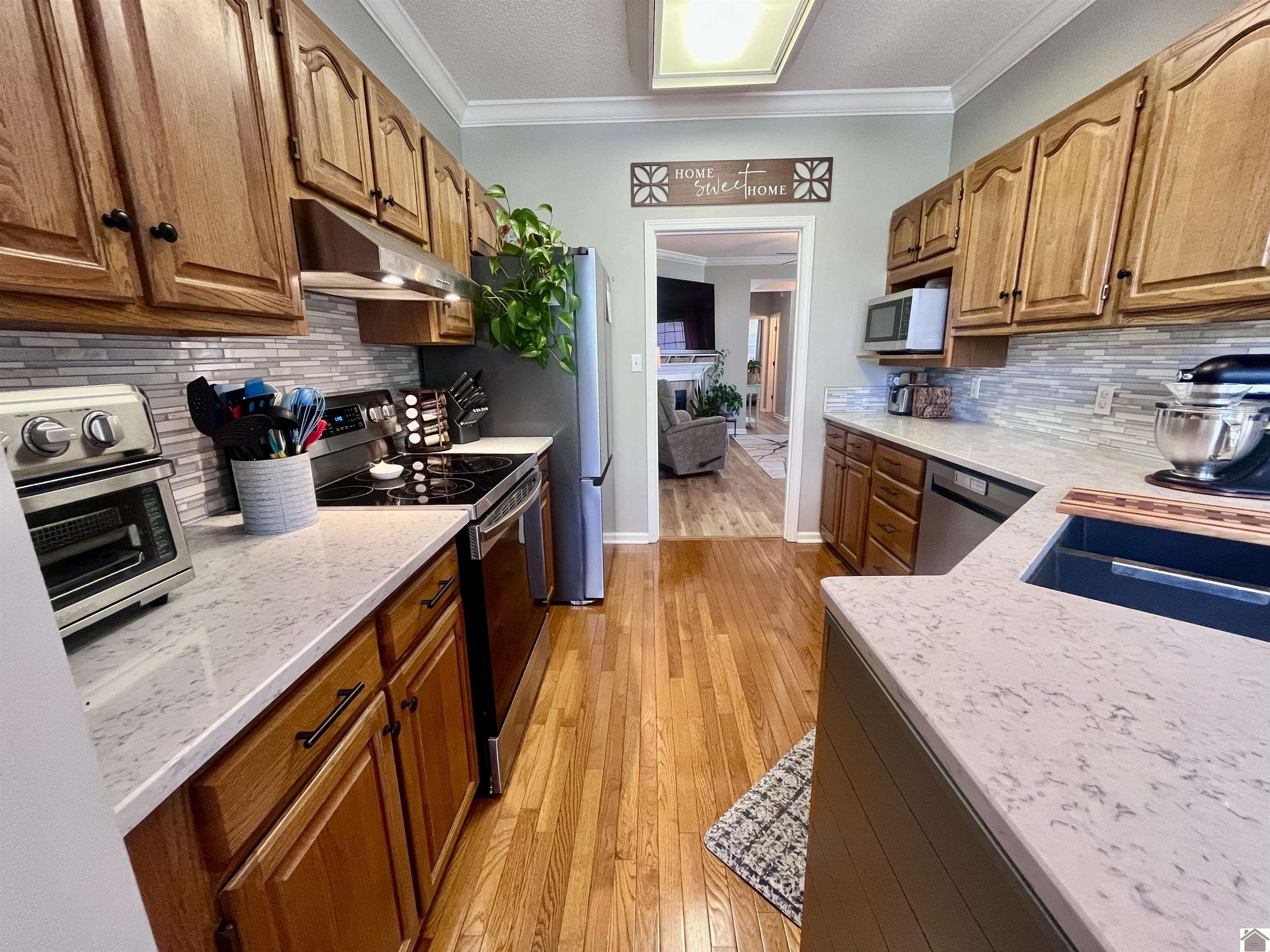 33 Village Drive West, Paducah, KY 42003 Listing Photo  11