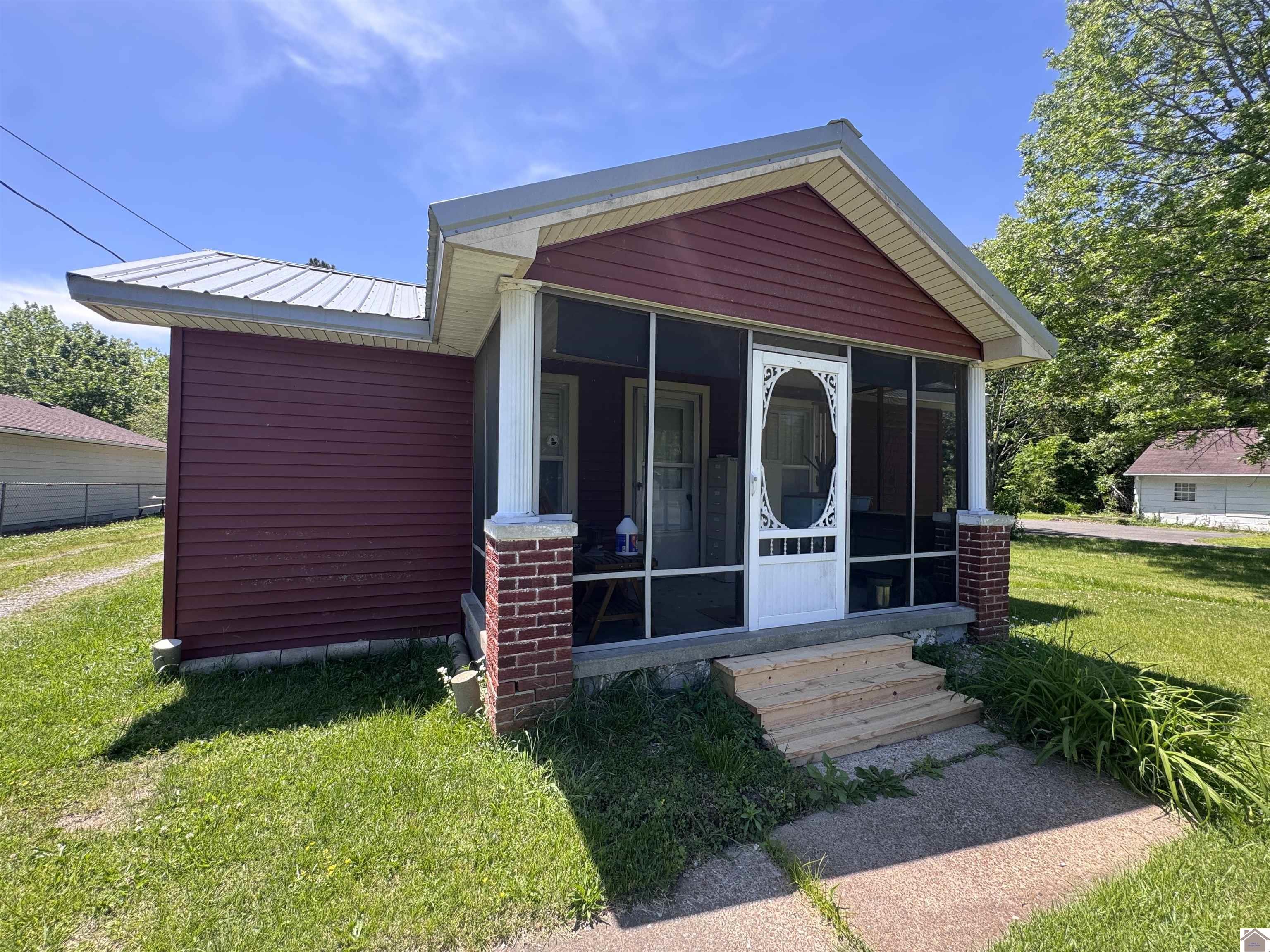 2145 Dixie Ave., Paducah, KY 42003 Listing Photo  2
