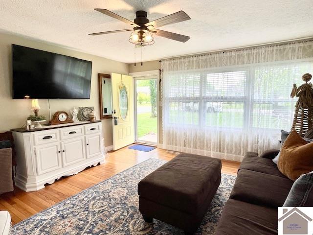 268 Navaho Drive, Paducah, KY 42003 Listing Photo  3