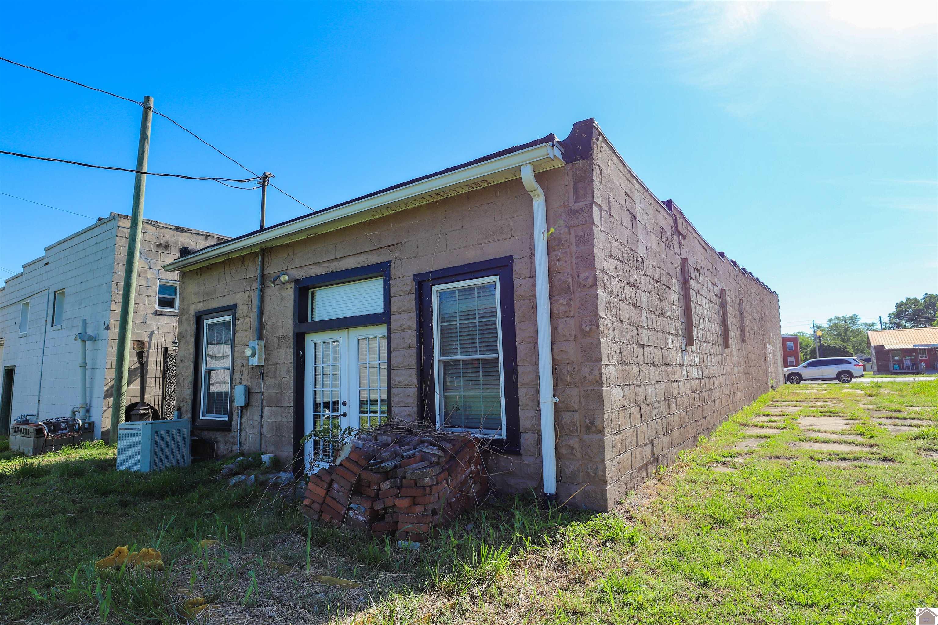 210 Main St, Hazel, KY 42049 Listing Photo  21