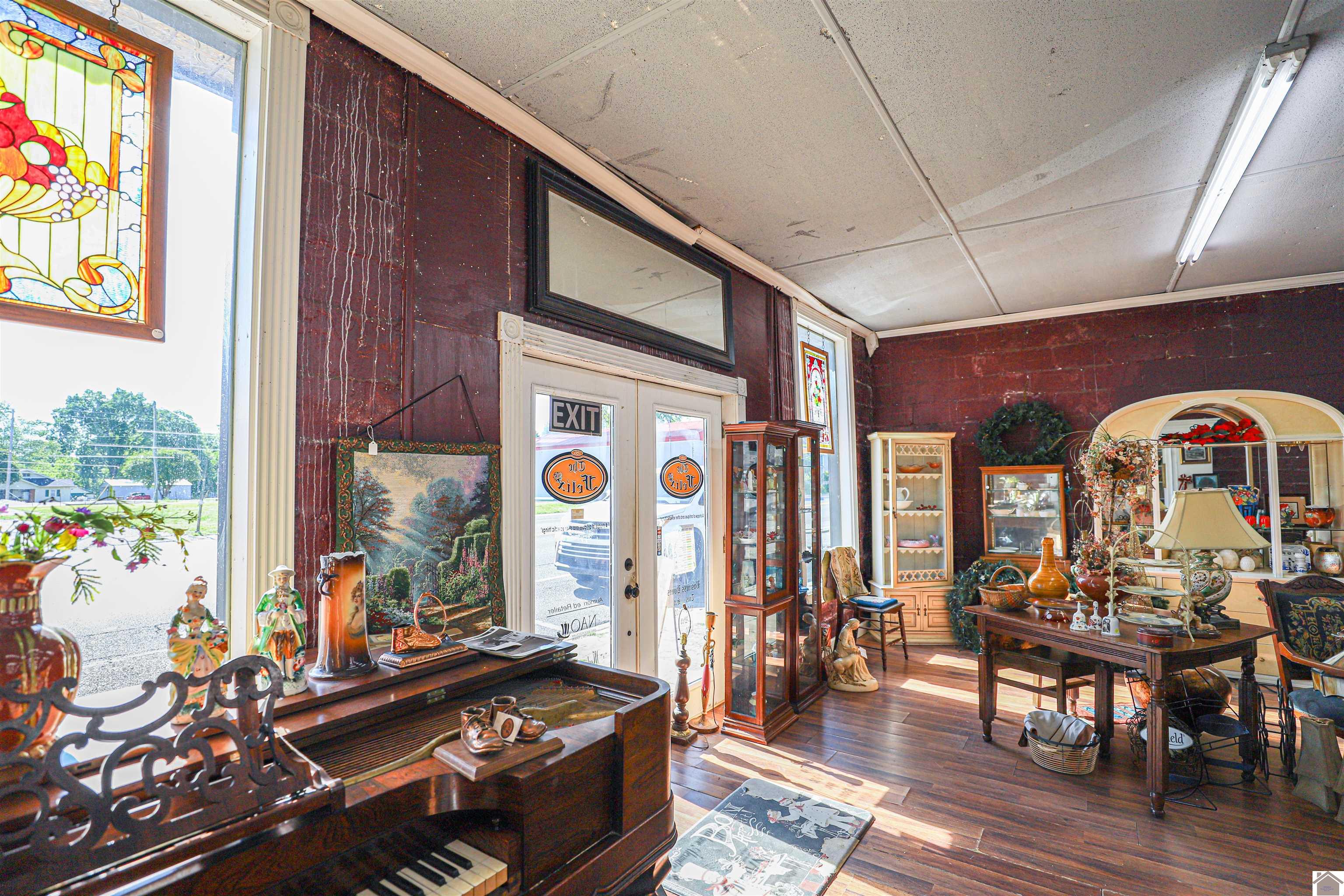 210 Main St, Hazel, KY 42049 Listing Photo  8