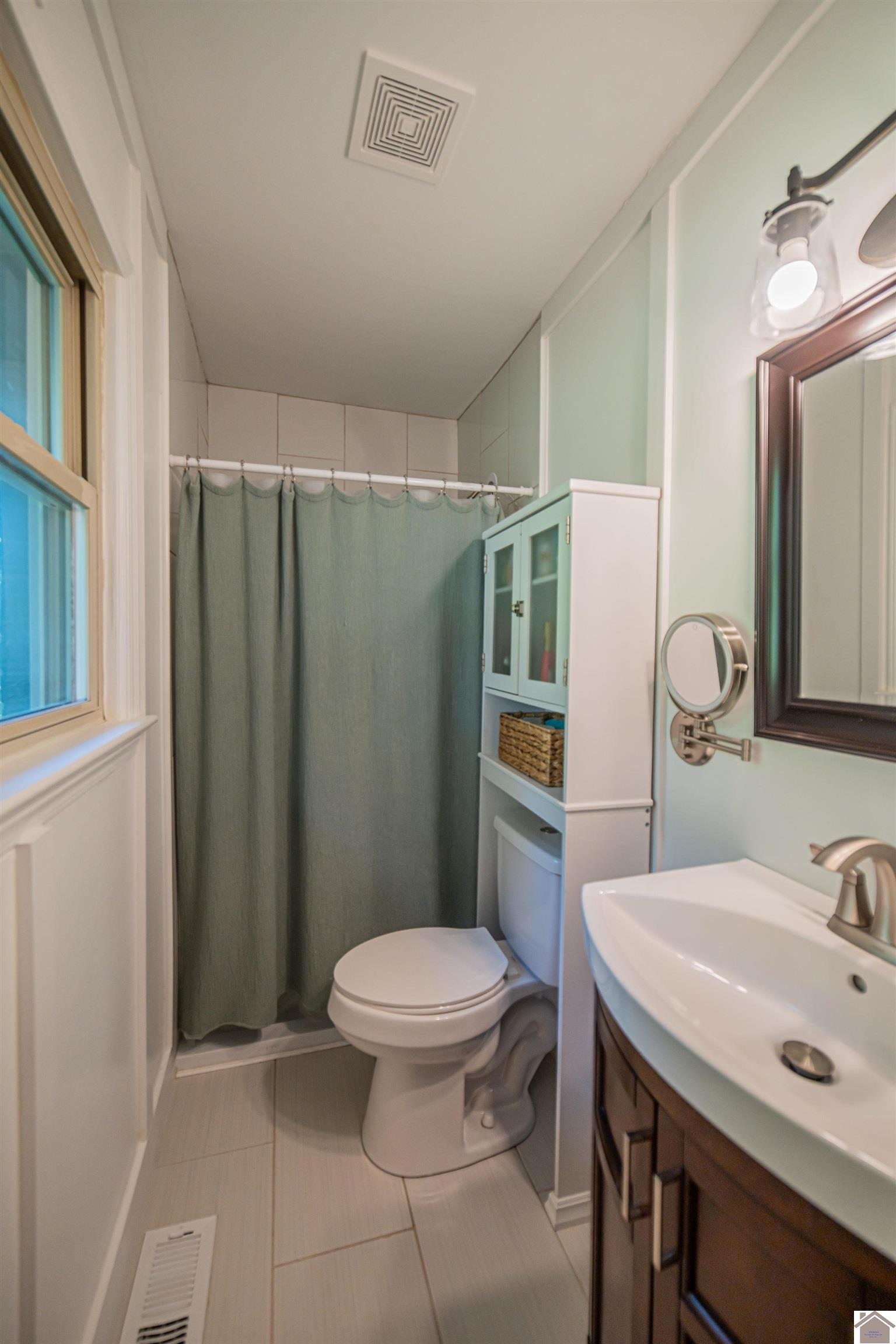 580 Oakland Circle, Paducah, KY 42003 Listing Photo  24
