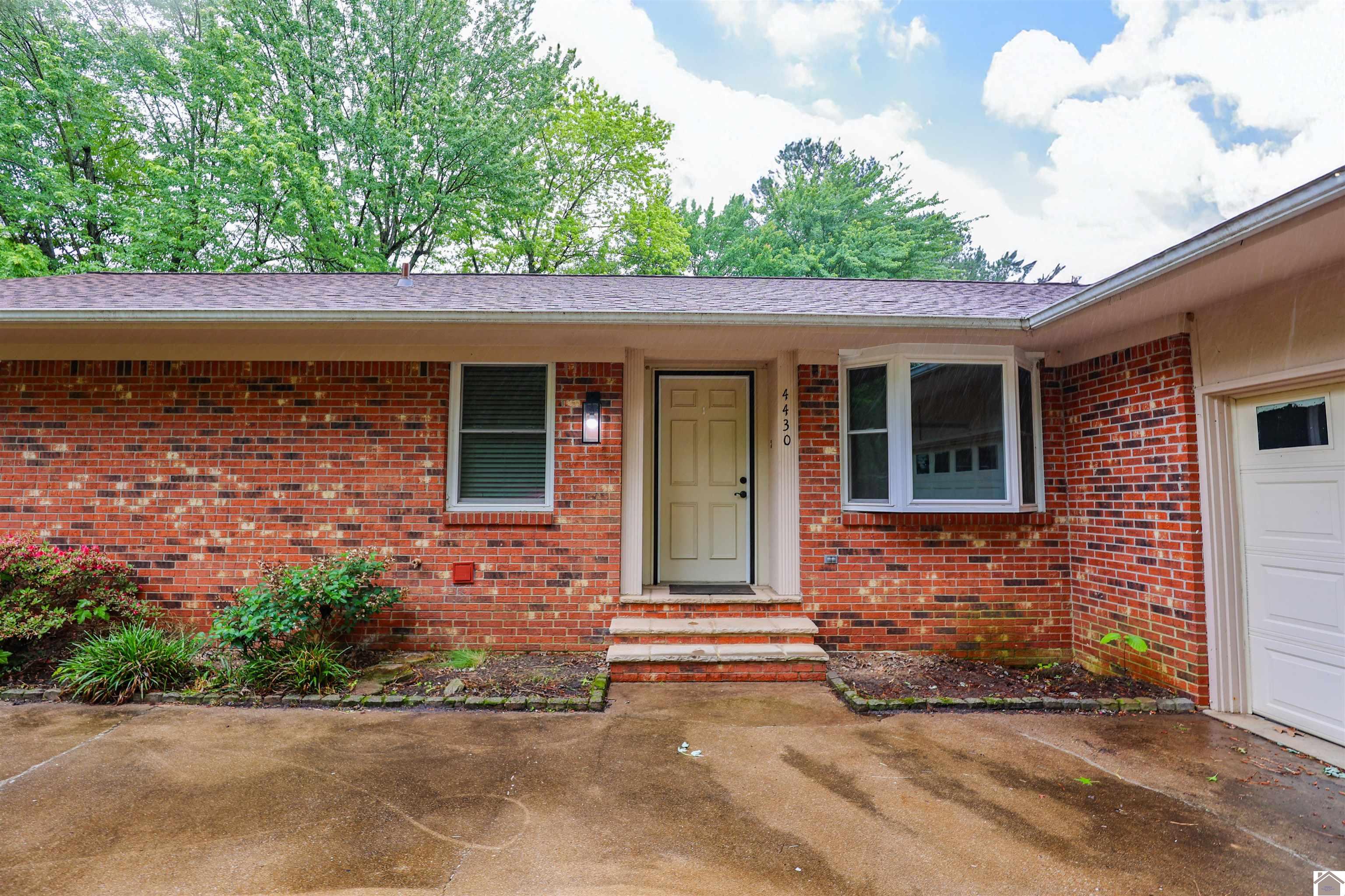 4430 Chicadee Drive, Paducah, KY 42001 Listing Photo  4