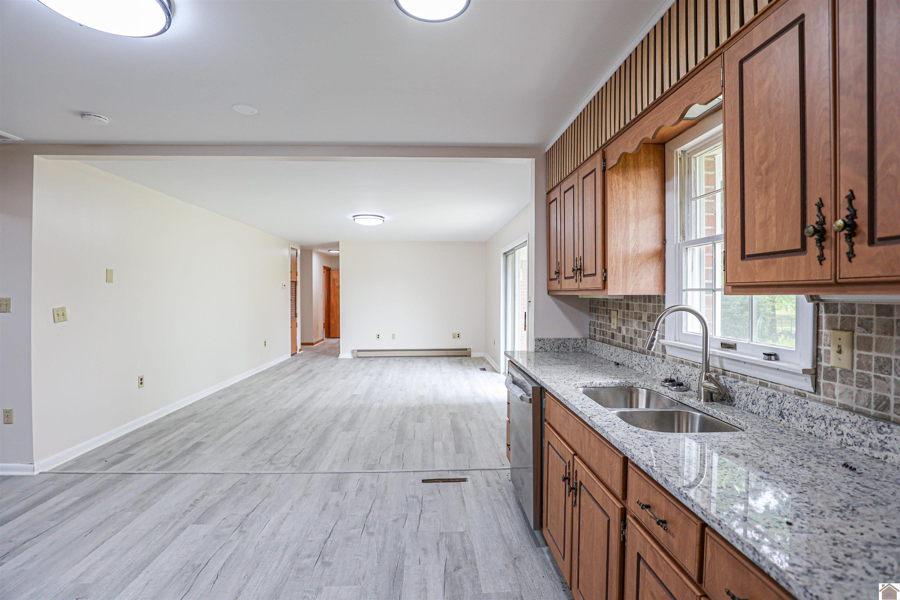 5861 Kathy Drive, Paducah, KY 42003 Listing Photo  13