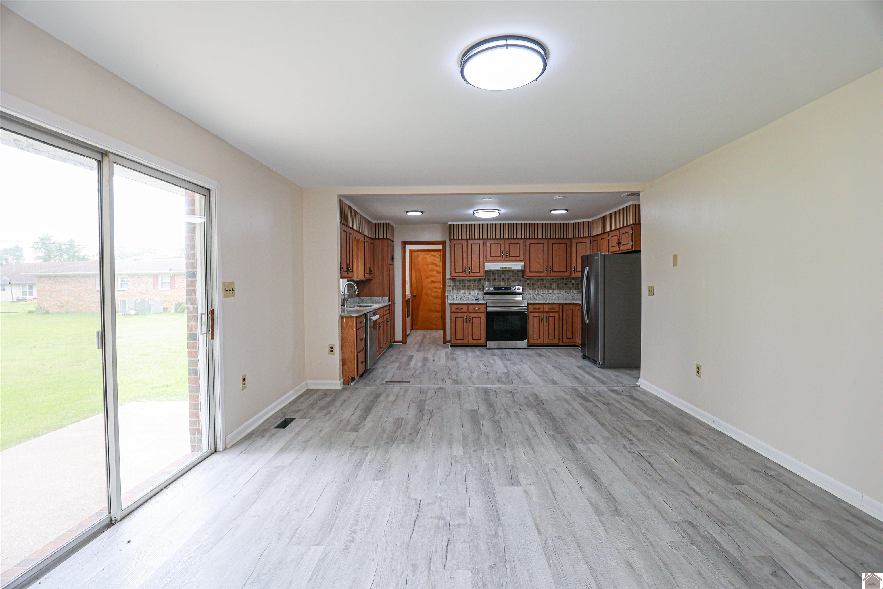 5861 Kathy Drive, Paducah, KY 42003 Listing Photo  16