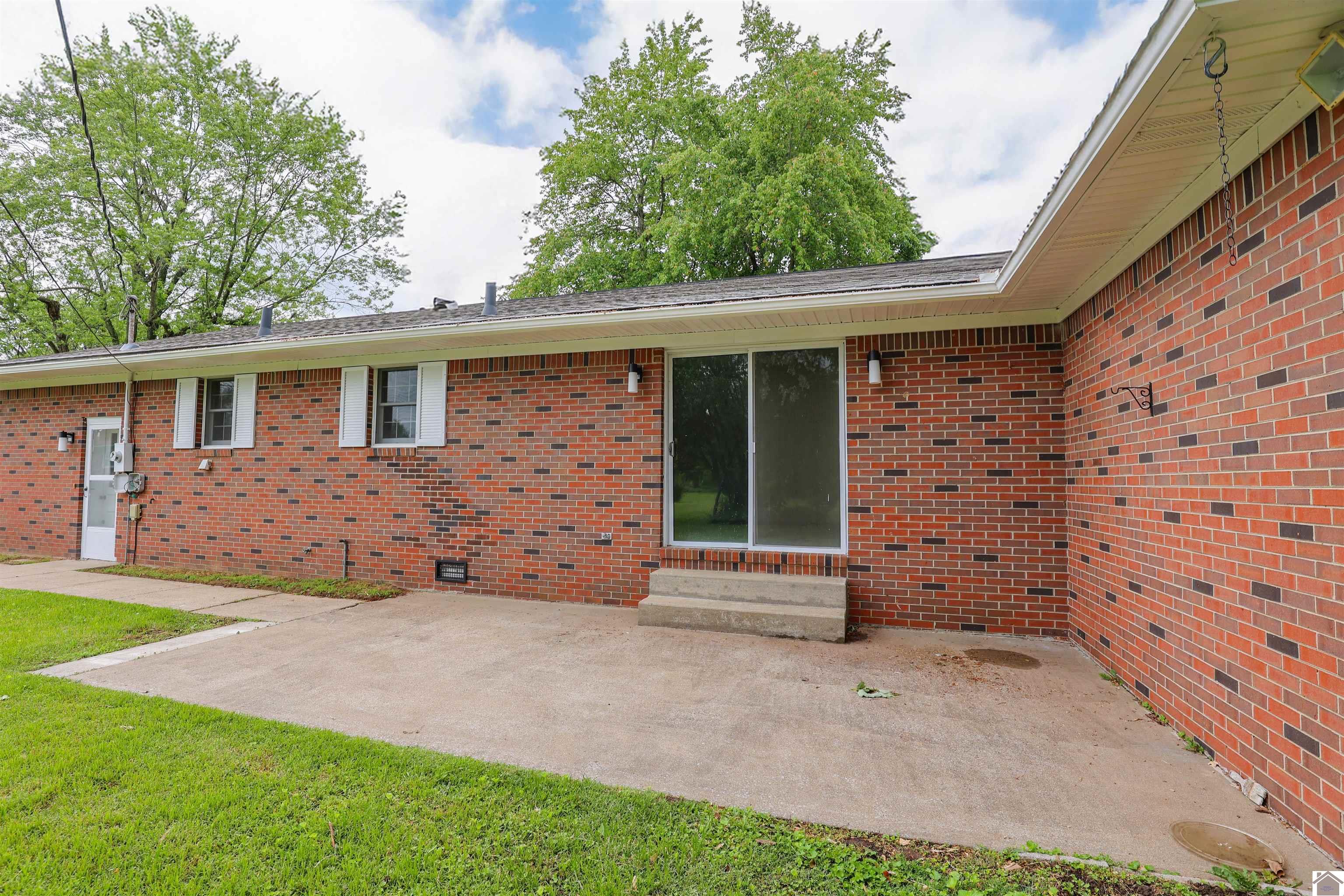 5861 Kathy Drive, Paducah, KY 42003 Listing Photo  33