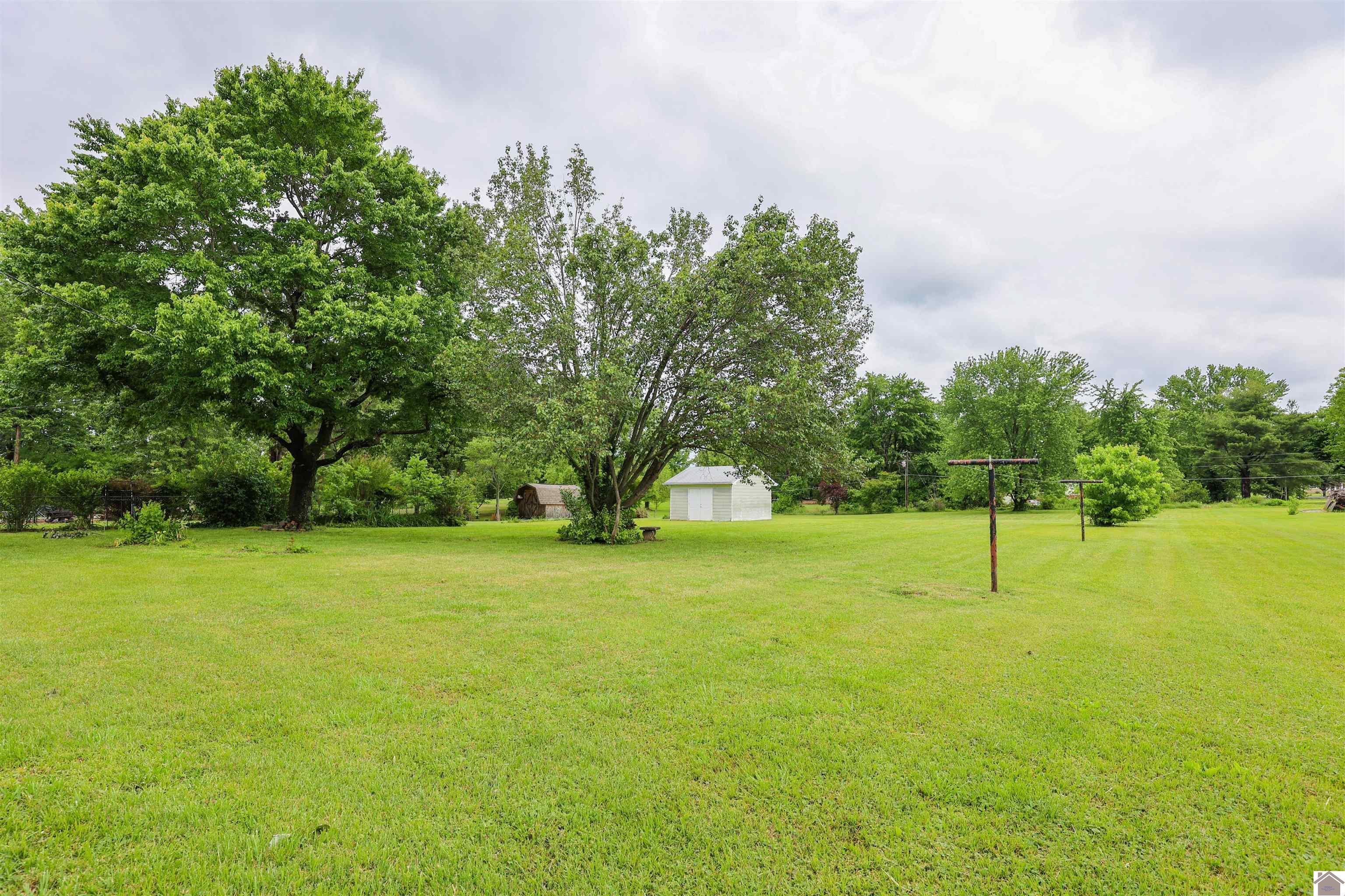 5861 Kathy Drive, Paducah, KY 42003 Listing Photo  34