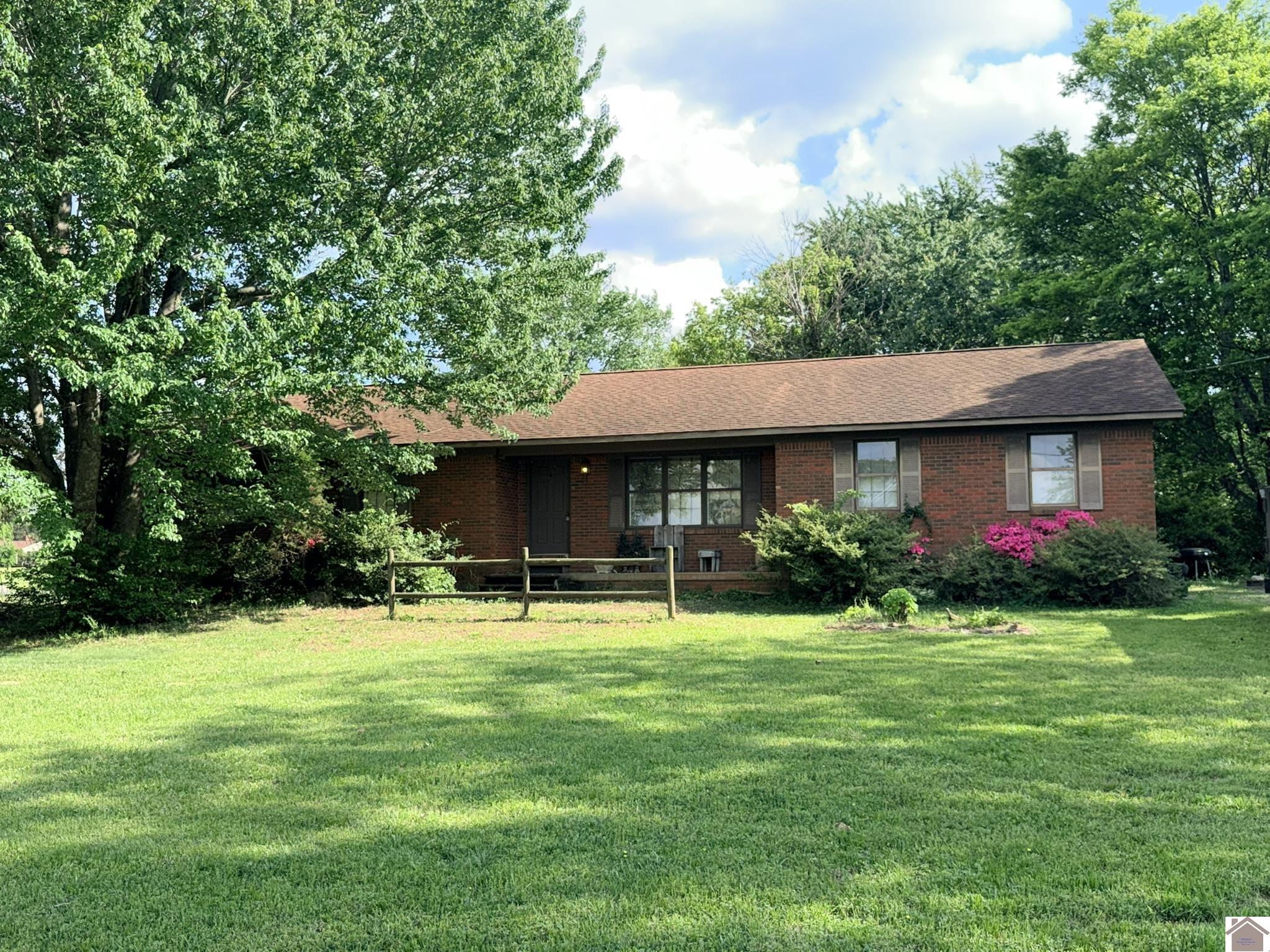 1020 Tyree Road, Paducah, KY 42003 Listing Photo  2