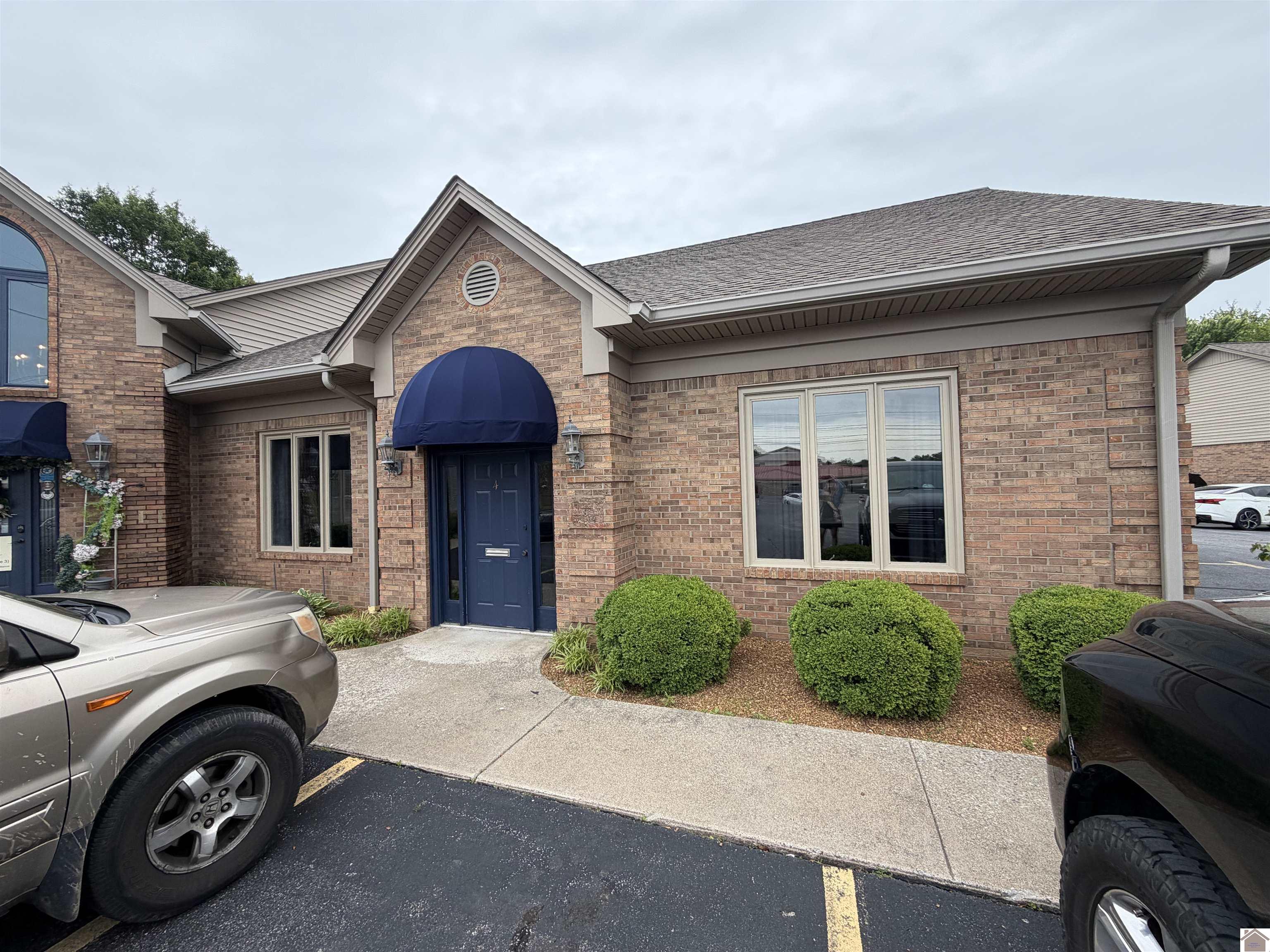 2830 Lone Oak Road Unit: Suite 4