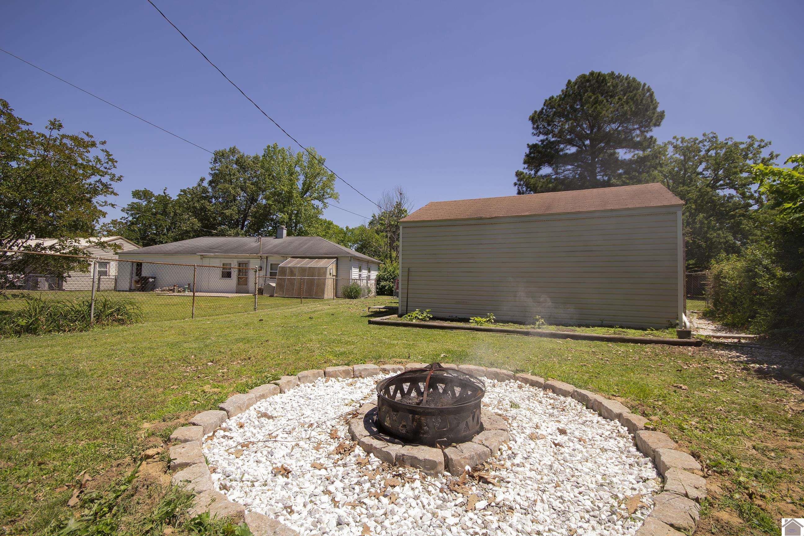2827 Cornell St, Paducah, KY 42003 Listing Photo  25