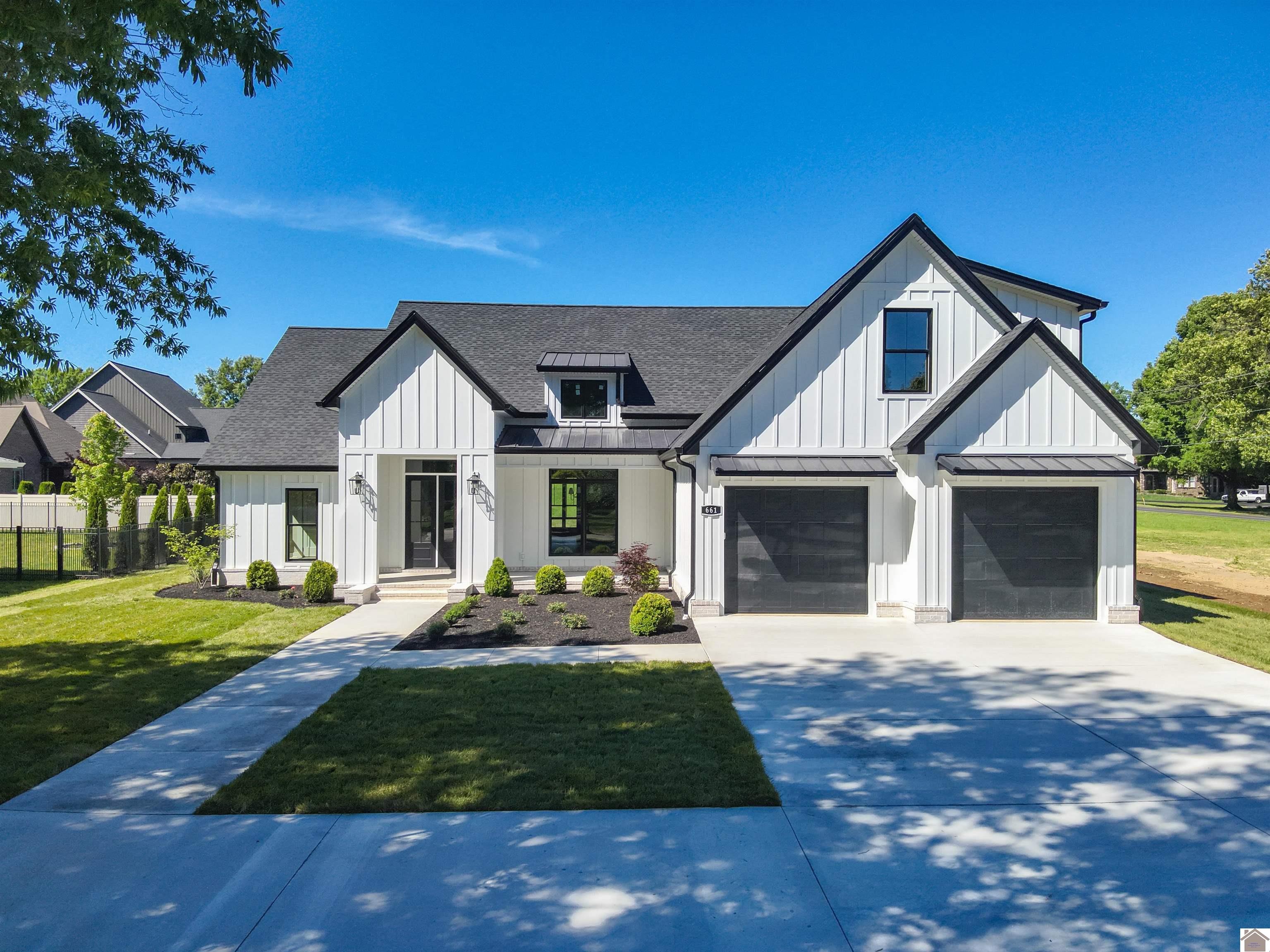 661 N 36th St, Paducah, KY 42001 Listing Photo  1