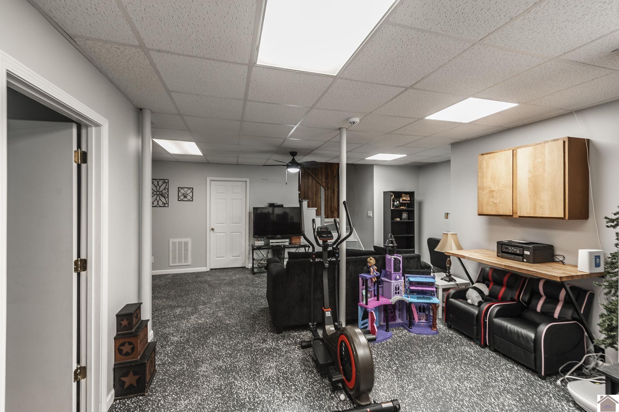 748 W Creek Dr, Clarksville, TN 37040 Listing Photo  30