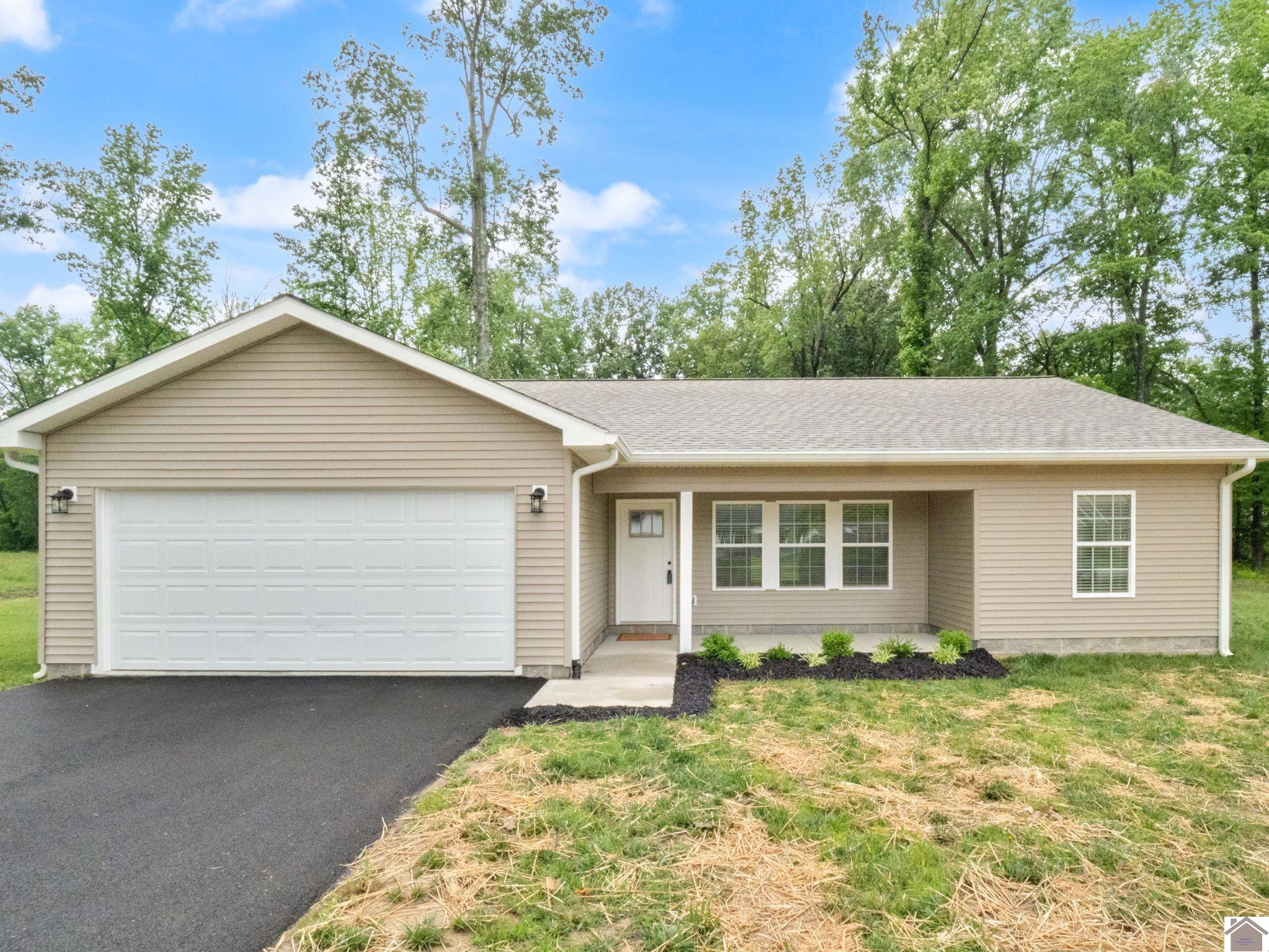 1815 Debby Drive, Paducah, KY 42003 Listing Photo  1