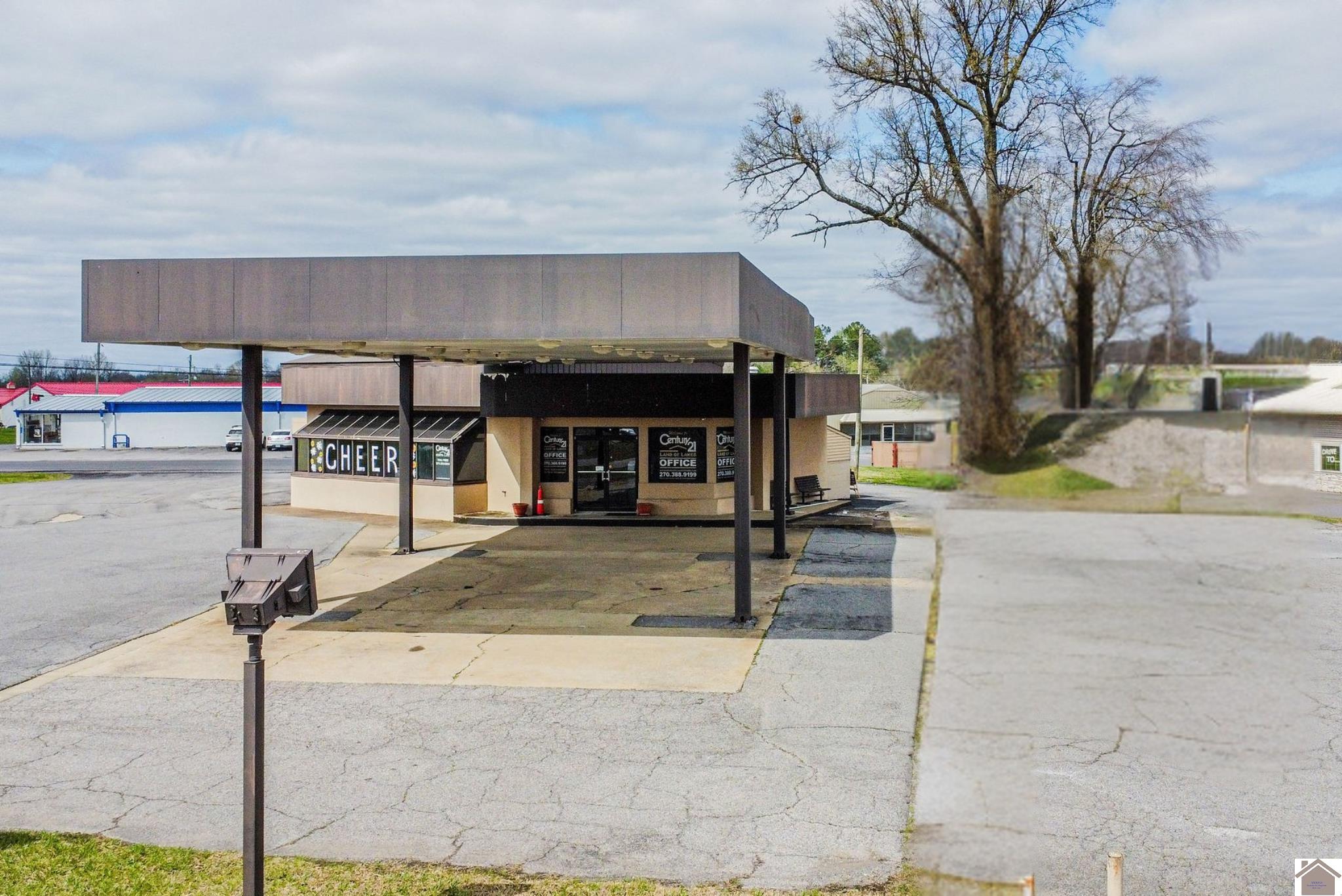 668 Frank Tanner Ave., Eddyville, KY 42038 Listing Photo  1