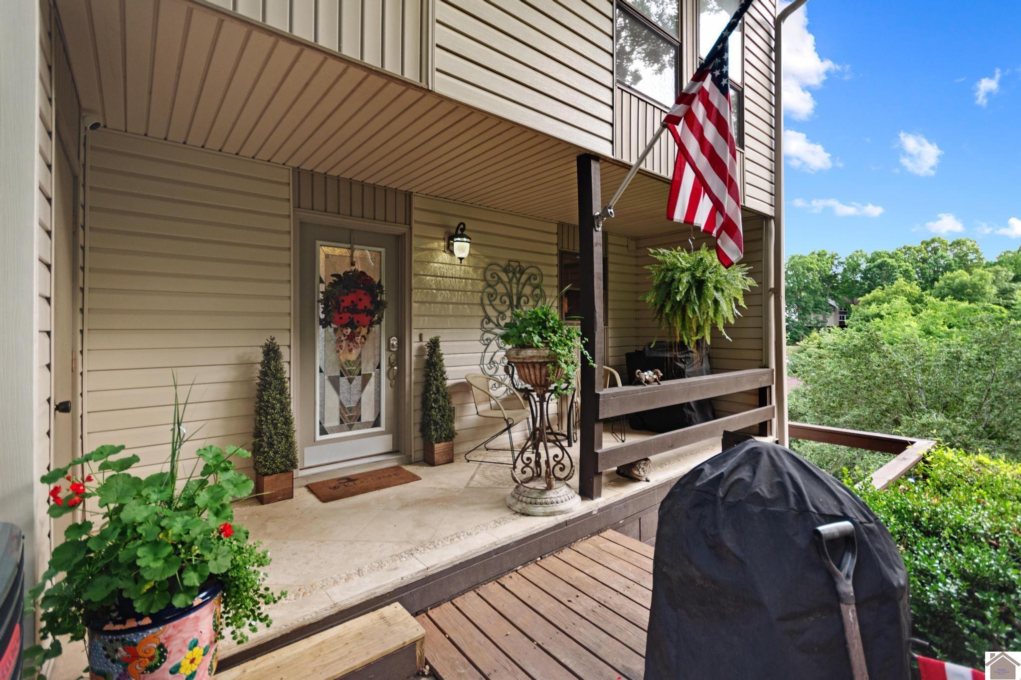 328 Champion Hills Road Unit 17B, Kuttawa, KY 42055 Listing Photo  3