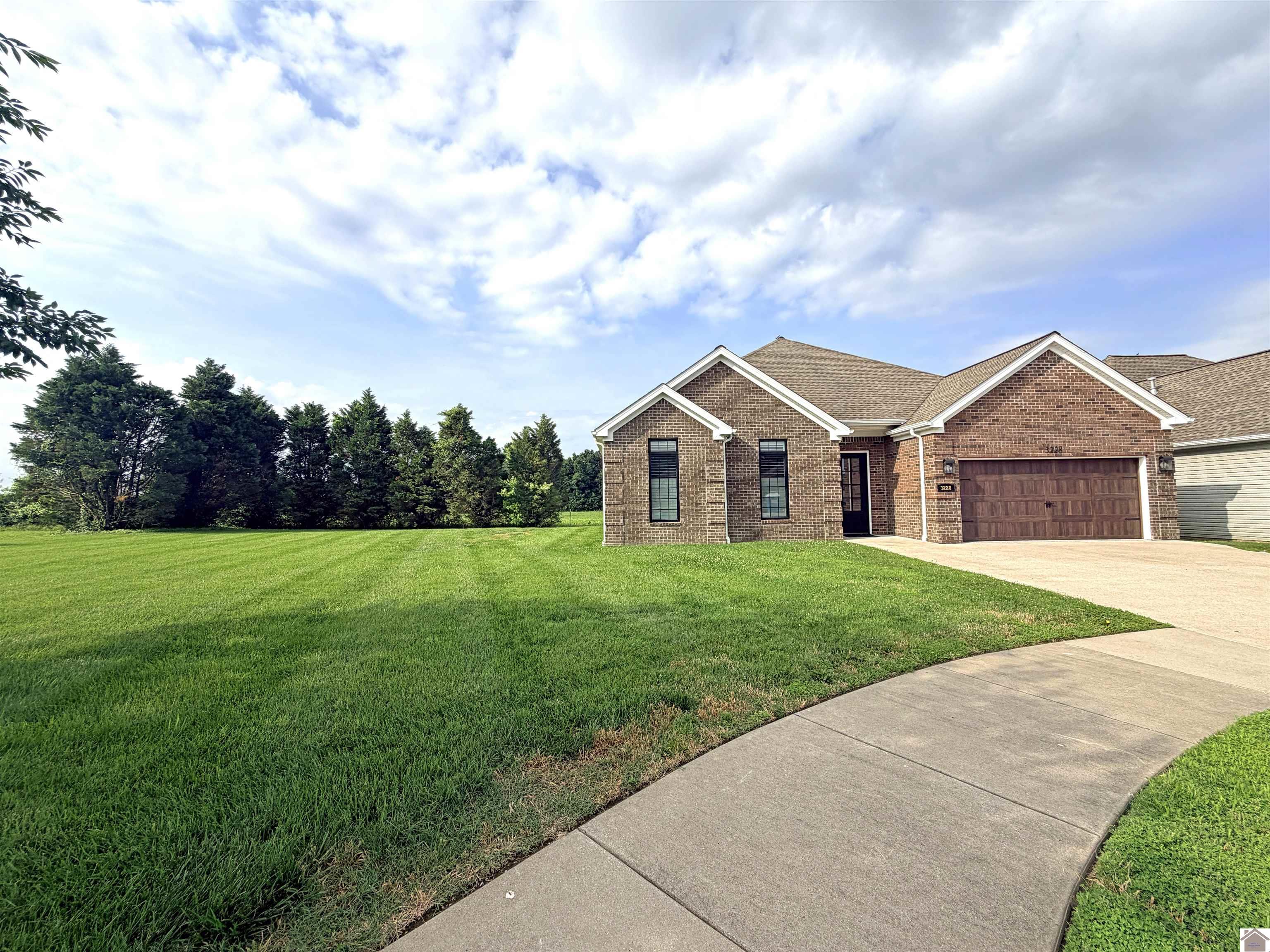 3228 Sandpiper, Paducah, KY 42001 Listing Photo  2