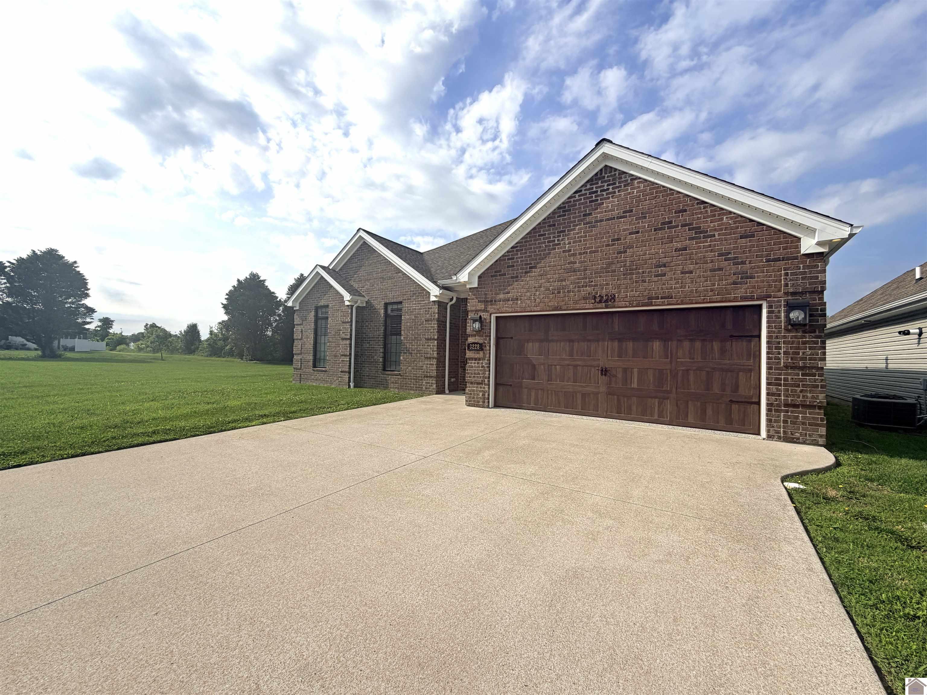 3228 Sandpiper, Paducah, KY 42001 Listing Photo  3